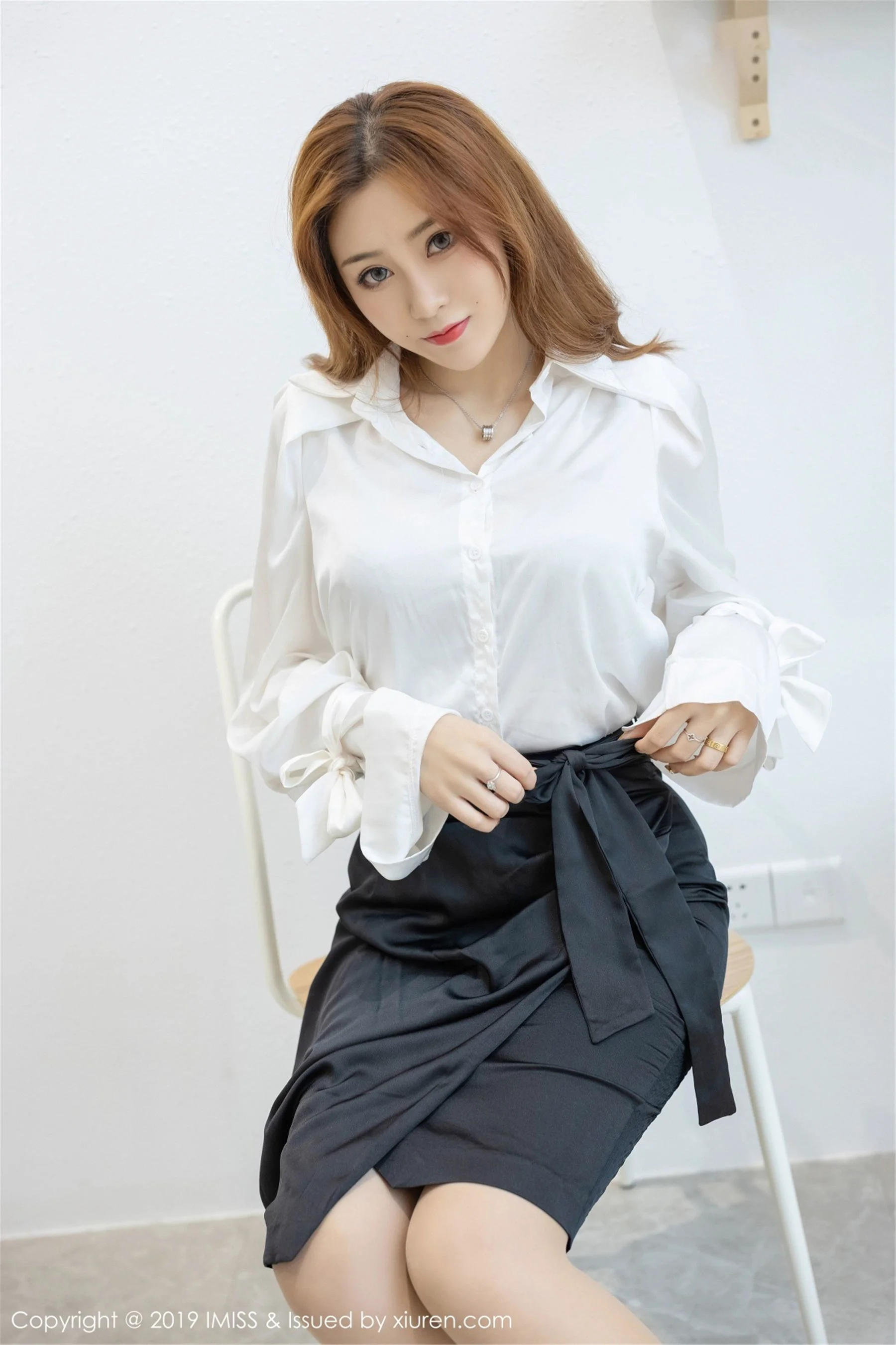 莉娜lena《气质袅袅撩人心怀》 [爱蜜社IMiss] Vol.359 写真集 - 爱照片
