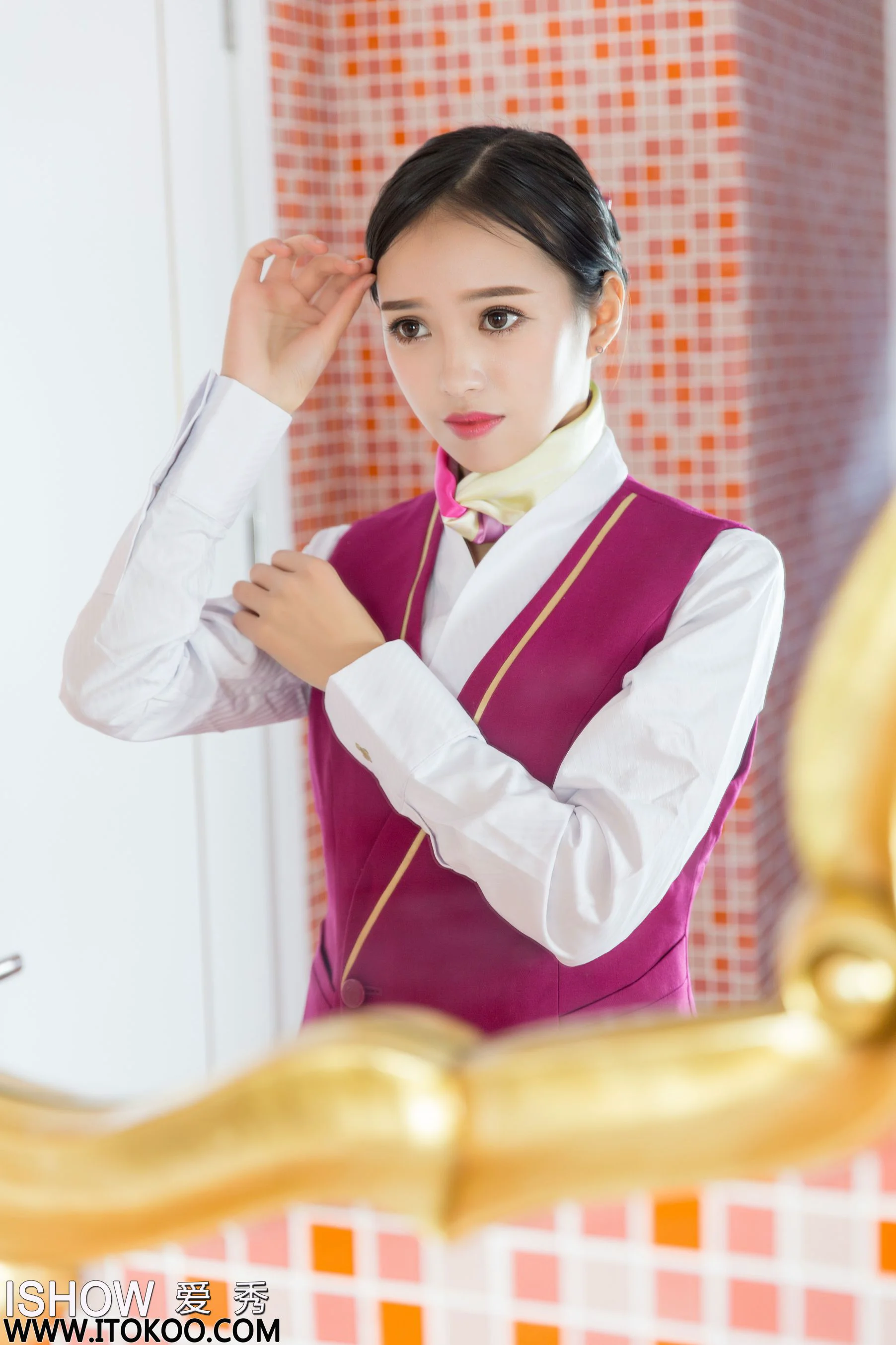 馨雅Adela《南航空姐》 [ISHOW爱秀] NO.092 写真集 - 爱照片