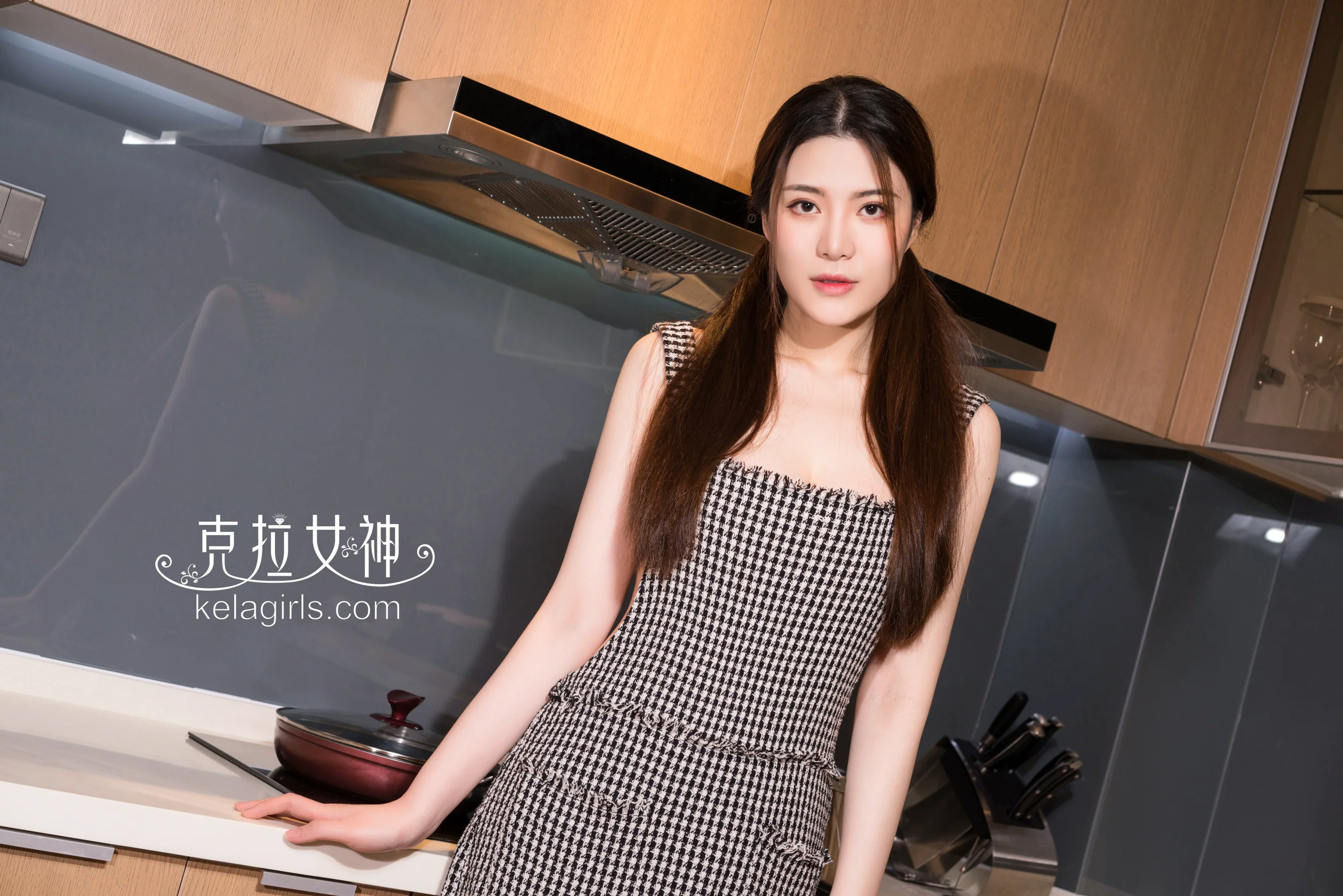 [KeLaGirls克拉女神] 美娇娘下厨 百琳 - 爱照片