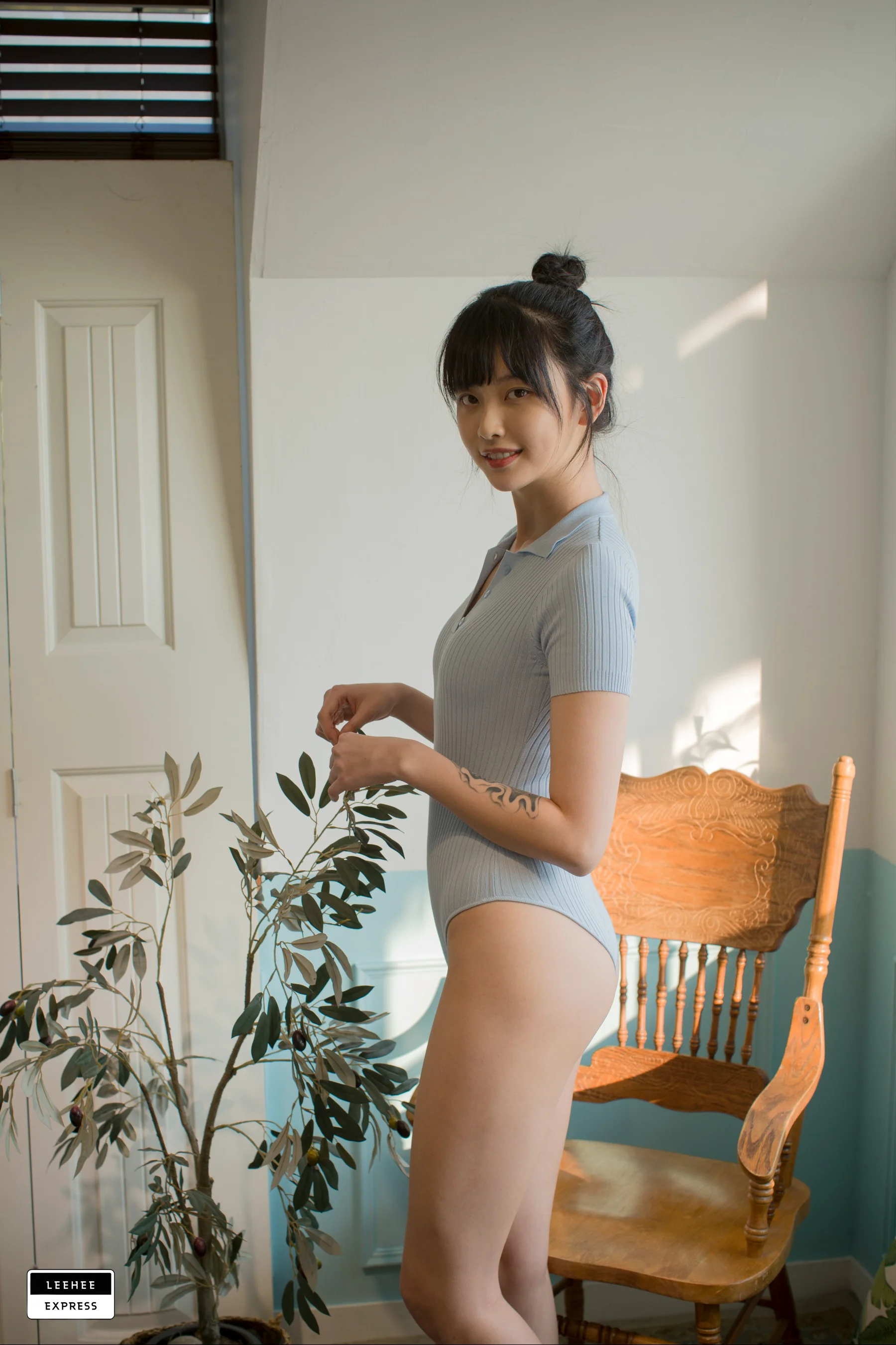 LEEHEE EXPRESS – LEND-001B: GMS - 爱照片