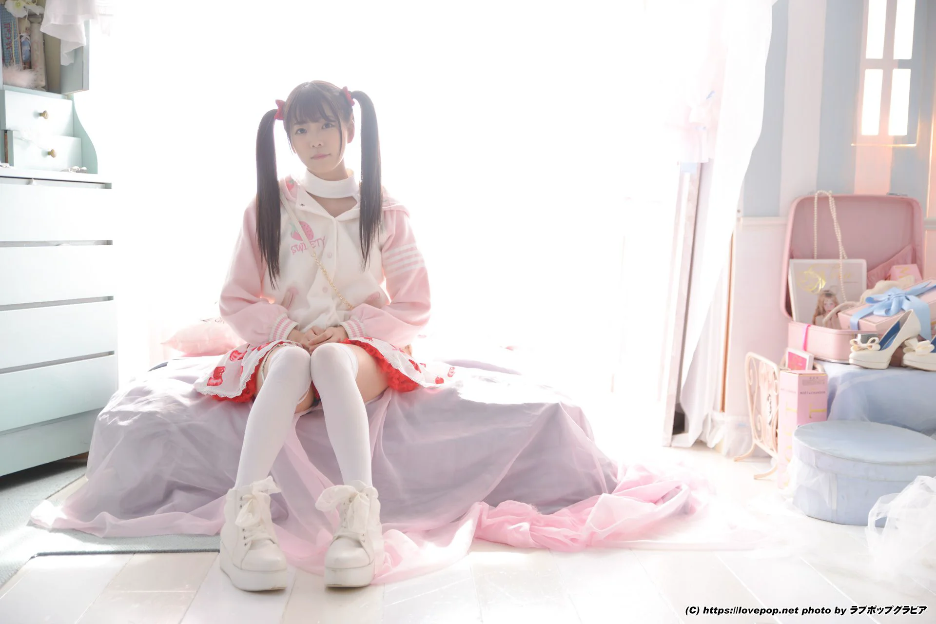 辰巳シーナ Tatsumi Sina Photoset 05 [LOVEPOP] 写真集 - 爱照片