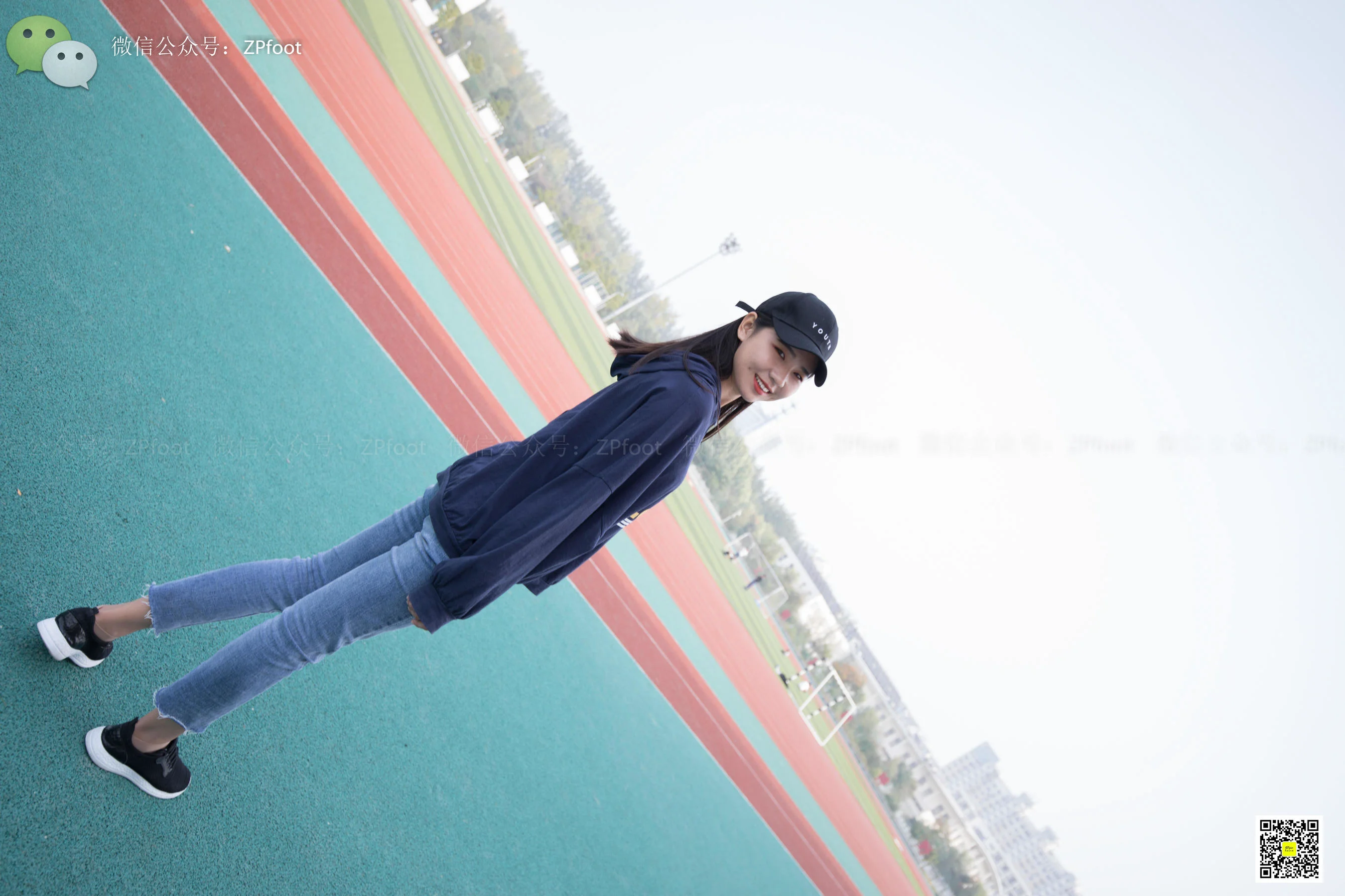 [山茶摄影LSS] NO.054 肉丝.操场 写真套图 - 爱照片