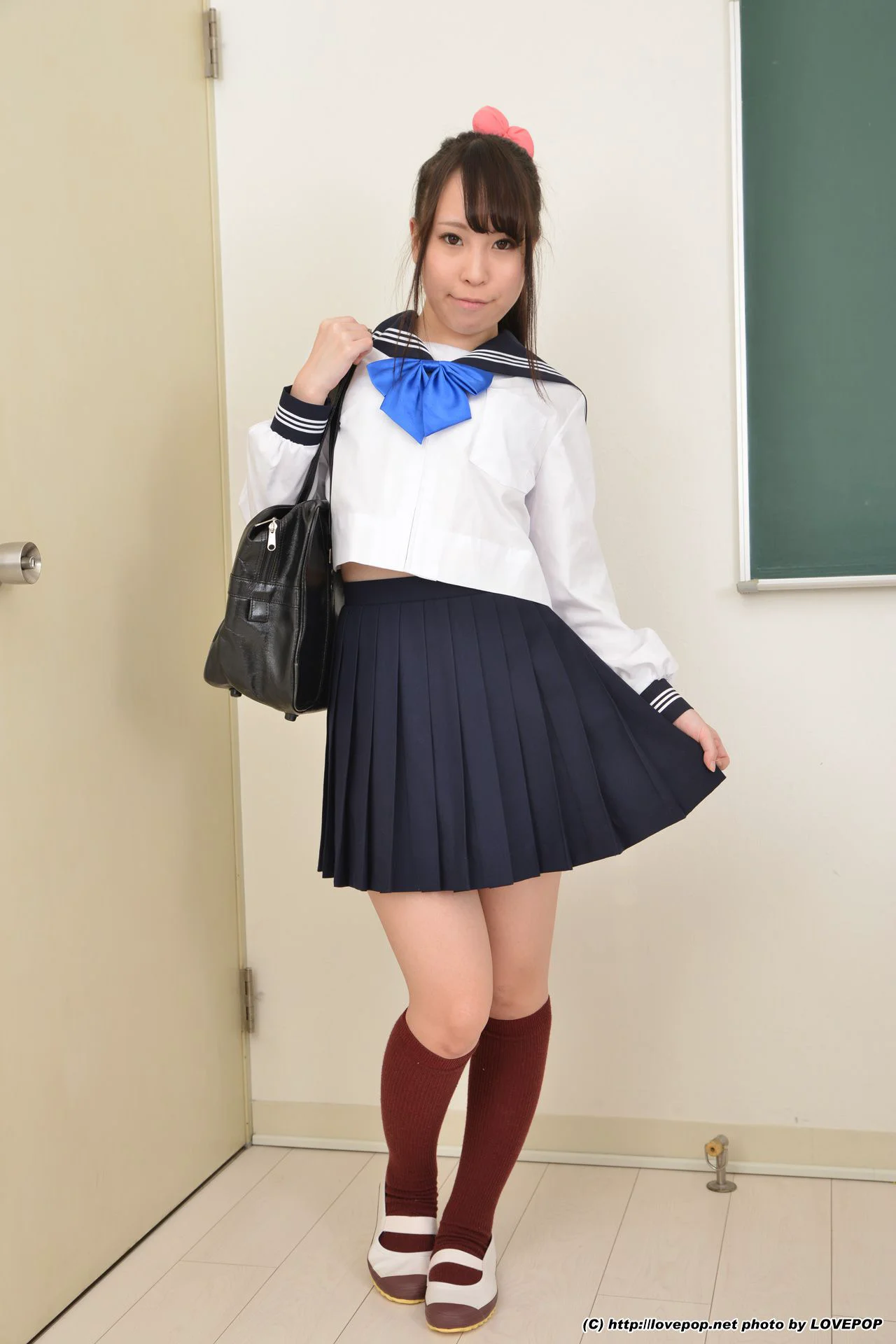 Kaoru Majima 真島かおる 学生制服 Set3 [LovePop] 写真集 - 爱照片