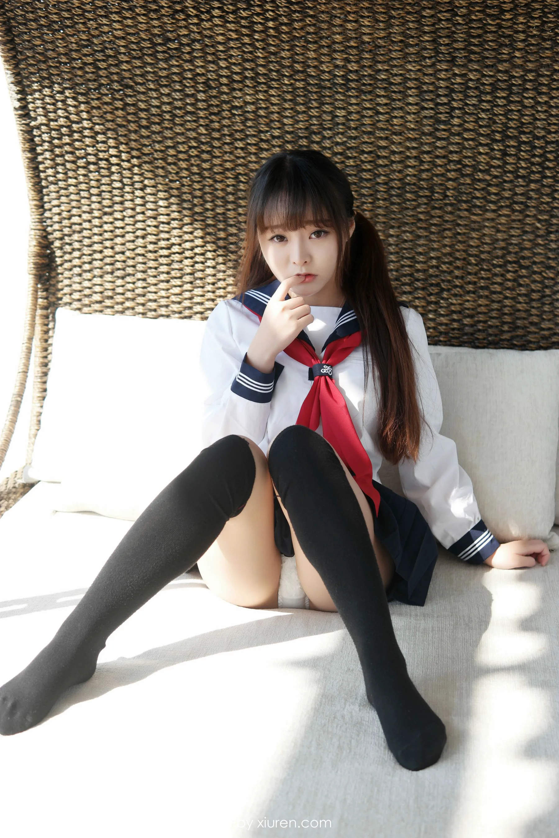 柳侑绮Sevenbaby《大理旅拍》水手服诱惑少女 [模范学院MFStar] Vol.002 写真集 - 爱照片