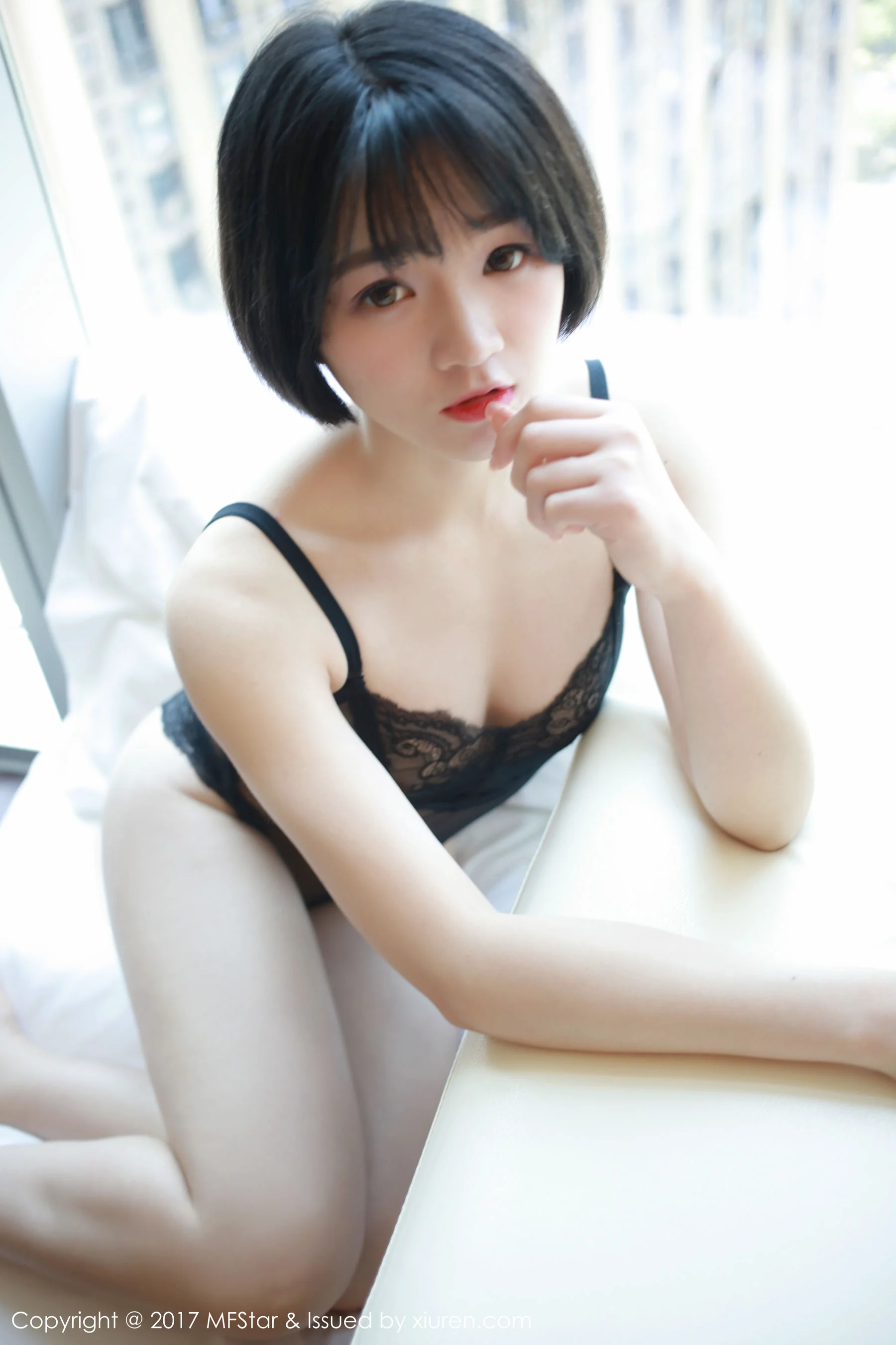 悦爷妖精《妖艳的玫瑰》 [模范学院MFStar] Vol.110 写真集 - 爱照片