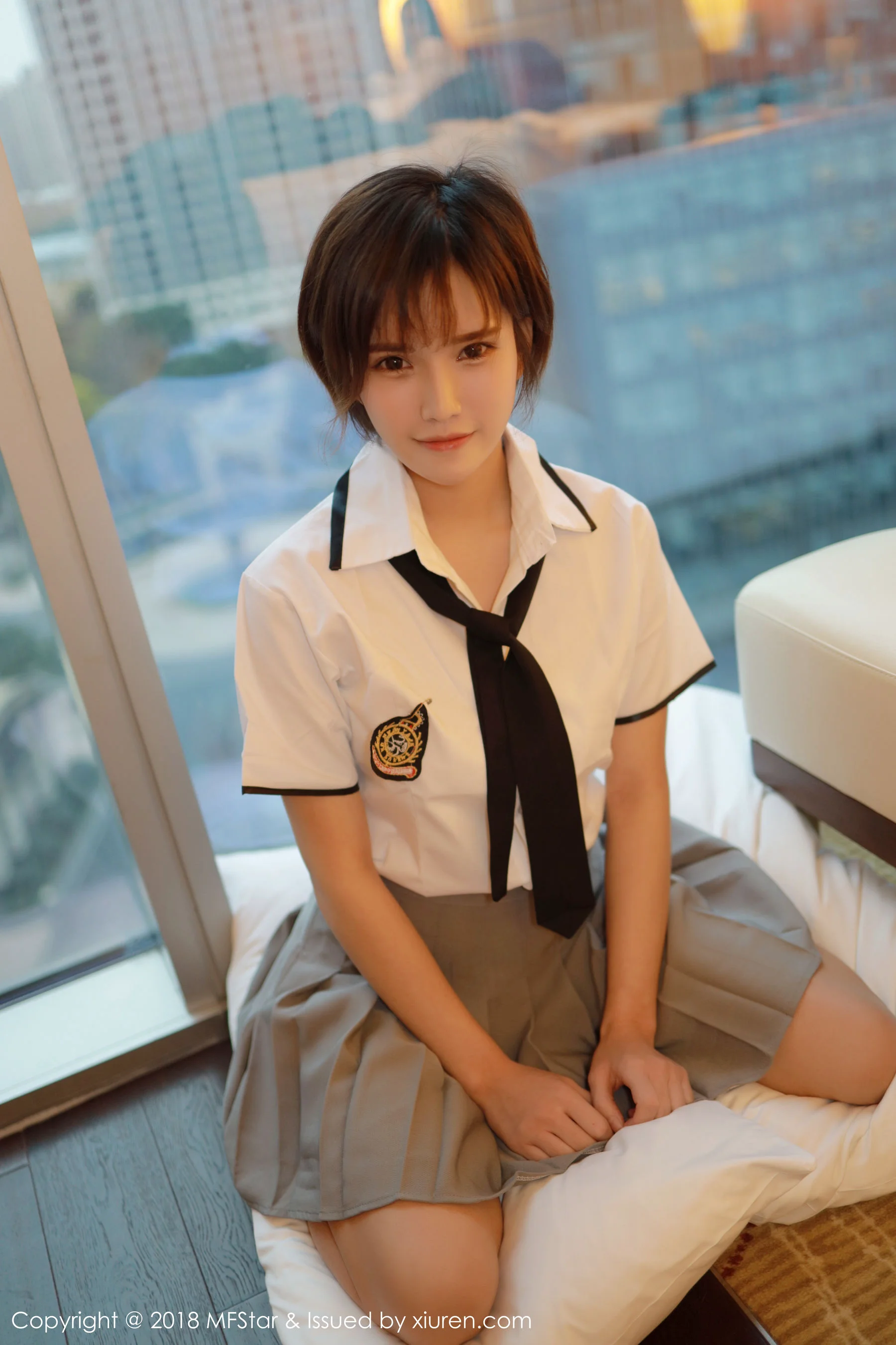小姿2002《学院风格的娇媚》 [模范学院MFStar] Vol.172 写真集 - 爱照片