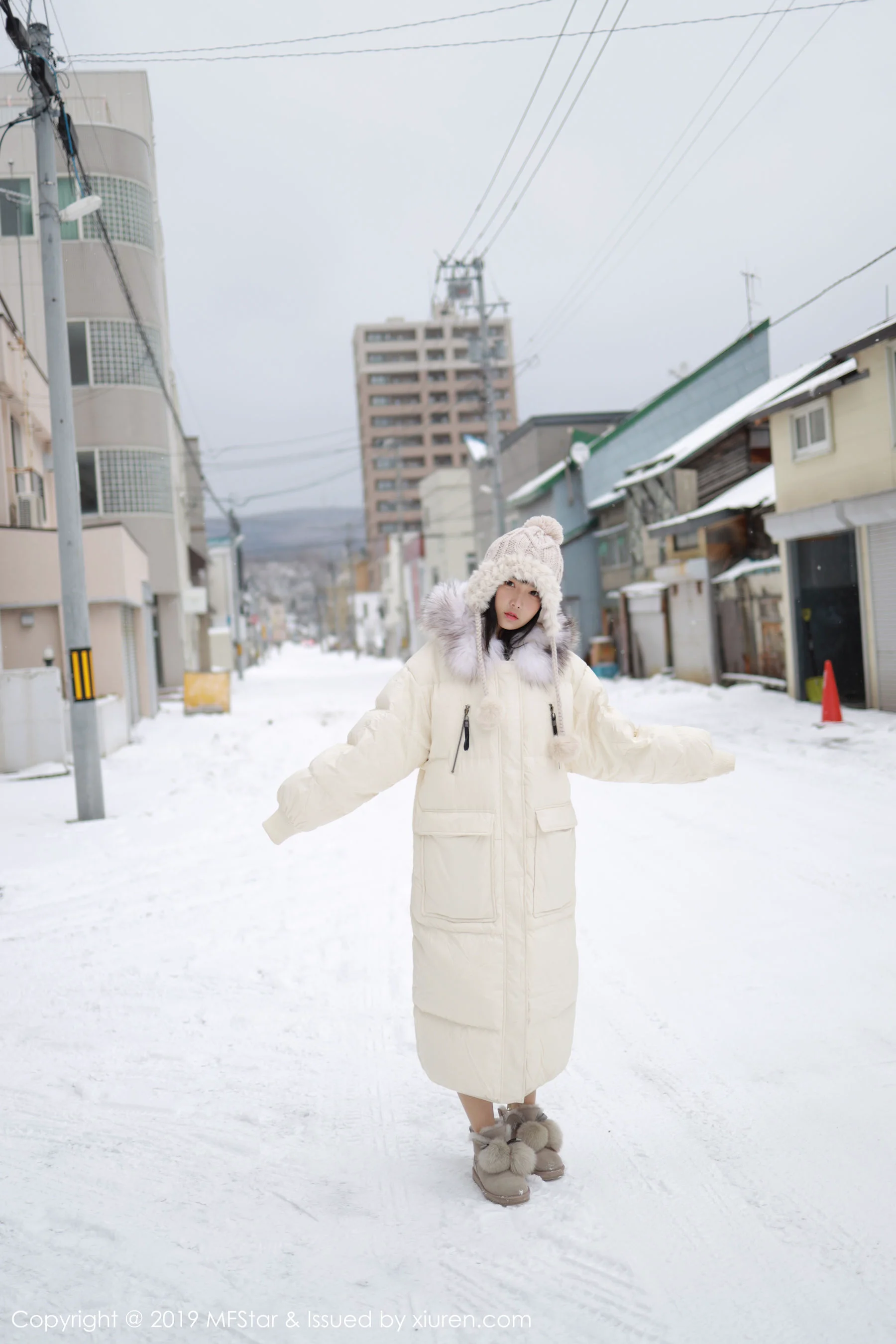 徐微微mia《冰天雪地街拍》 [模范学院MFStar] Vol.246 写真集 - 爱照片