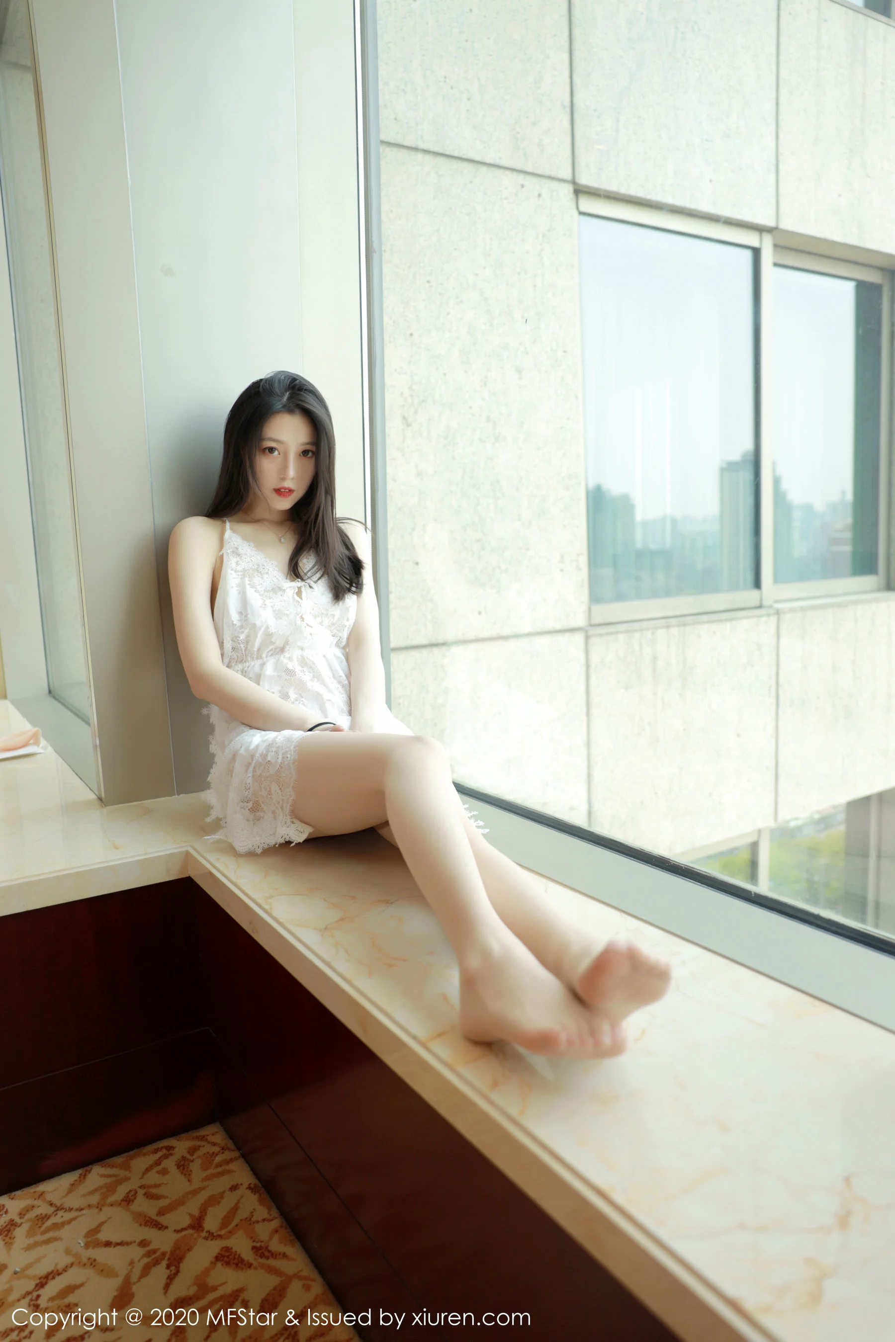 [模范学院MFStar] Vol.315 言沫 《丝袜美腿诱惑》 写真集 - 爱照片