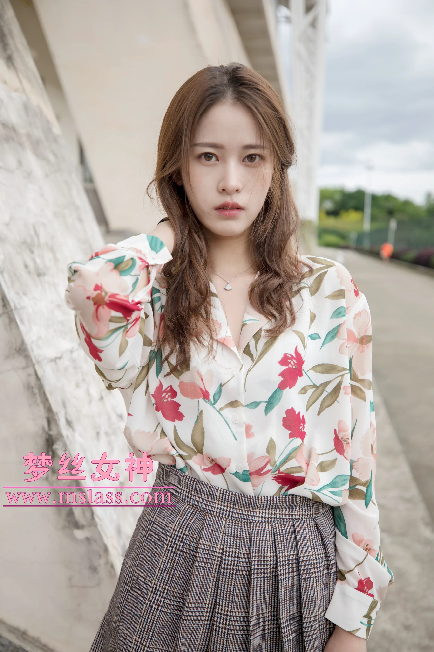 [MSLASS梦丝女神] No.027 魏婷婷 宿楼丝袜玉足女神 - 爱照片