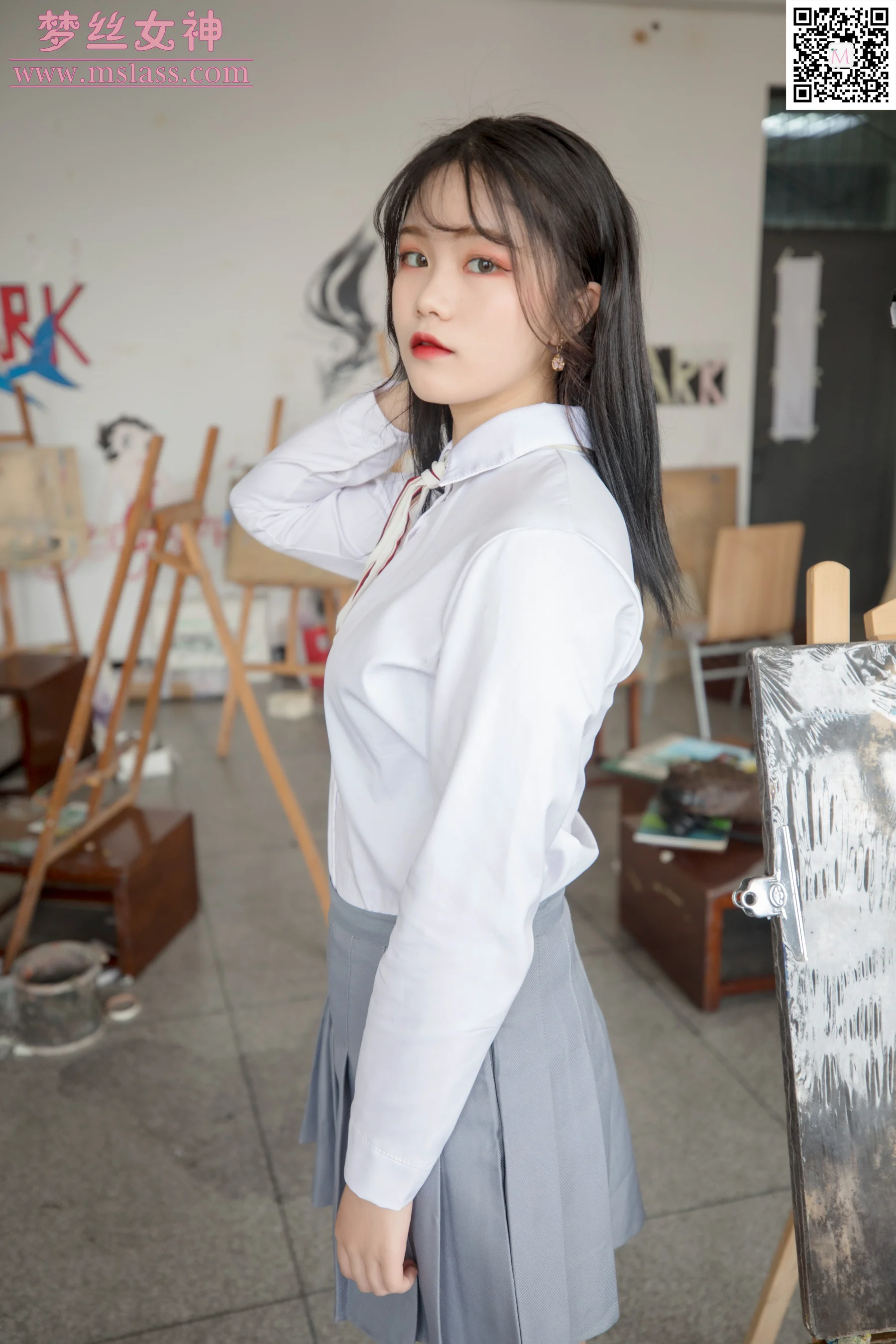 [MSLASS梦丝女神] No.060 恬恬 画室乖乖女 - 爱照片