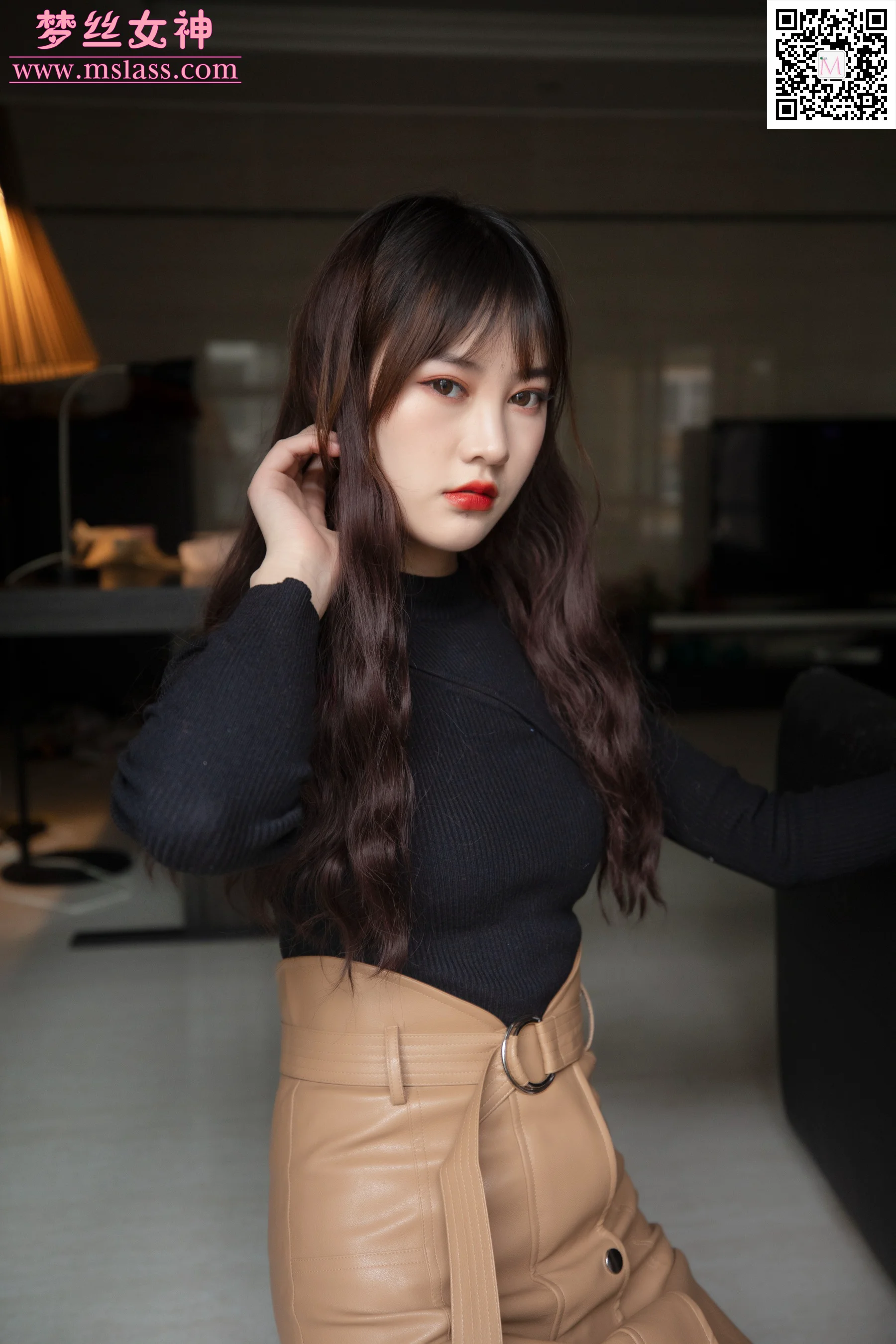 [MSLASS梦丝女神] No.076 小唐嫣 旗袍包裹 - 爱照片