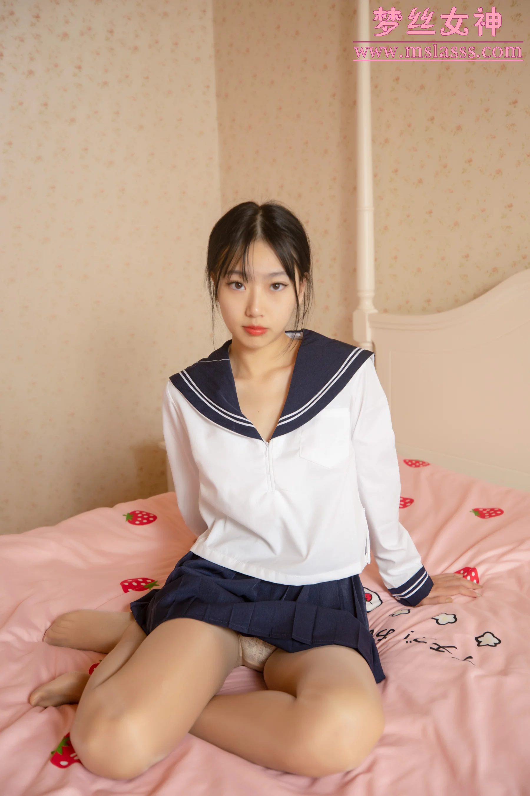 [MSLASS梦丝女神] No.172 凌凌 水手服肉丝 - 爱照片