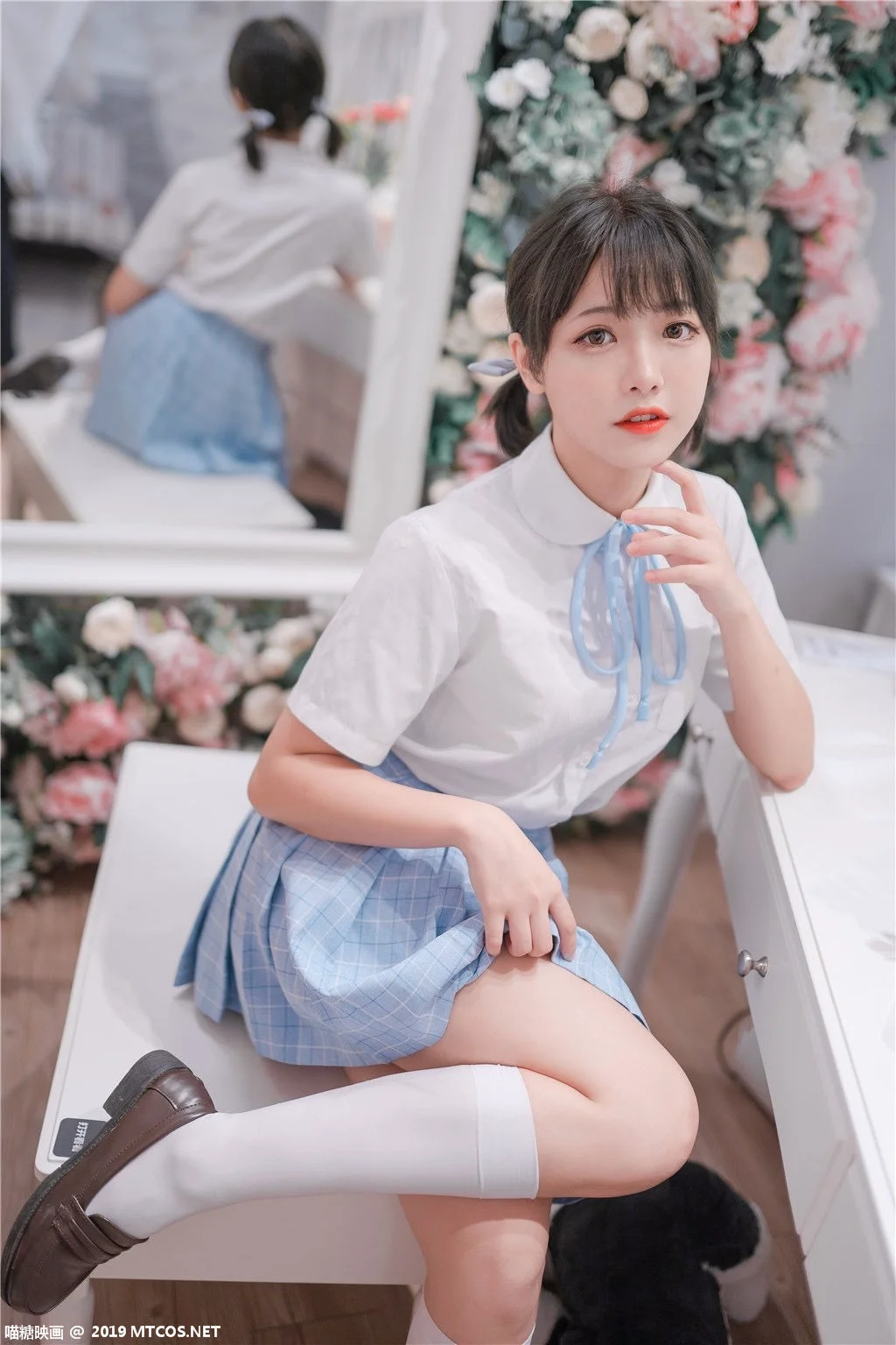 《双马尾少女》 [喵糖映画] VOL.011 写真集 - 爱照片