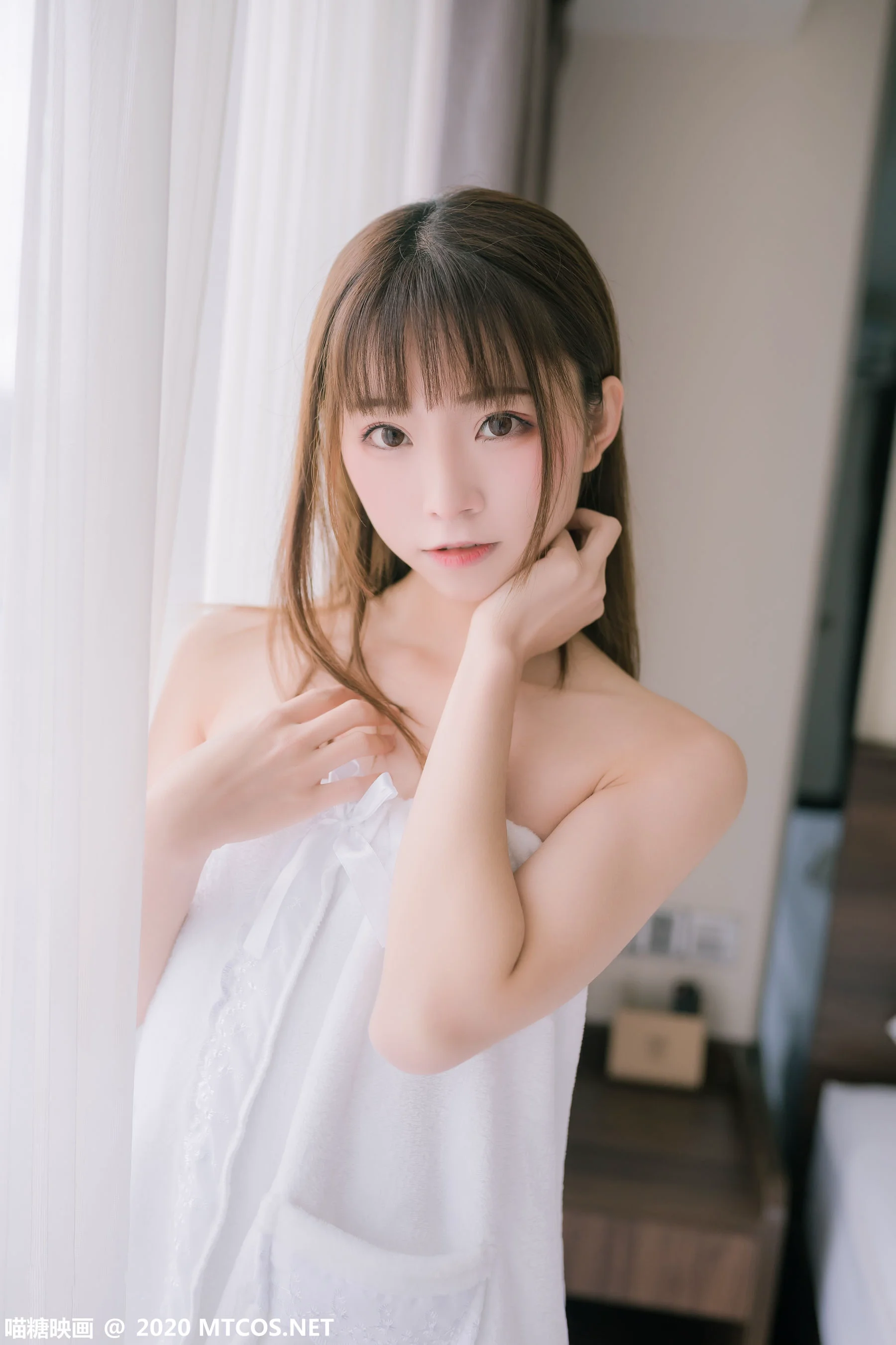 [喵糖映画] VOL.158 《纯白浴巾》 写真集 - 爱照片