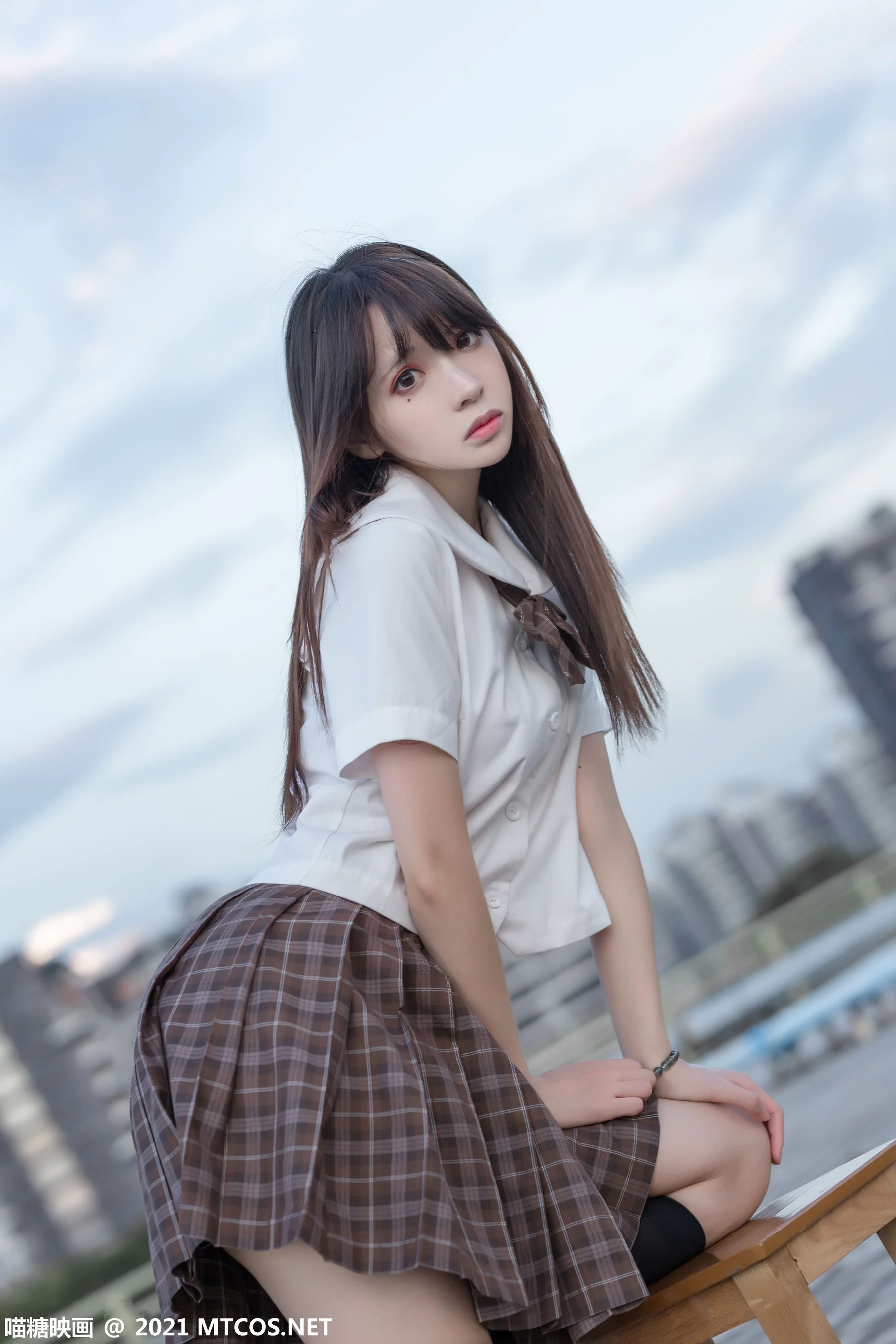 [喵糖映画] VOL.375 忧郁少女 写真套图 - 爱照片