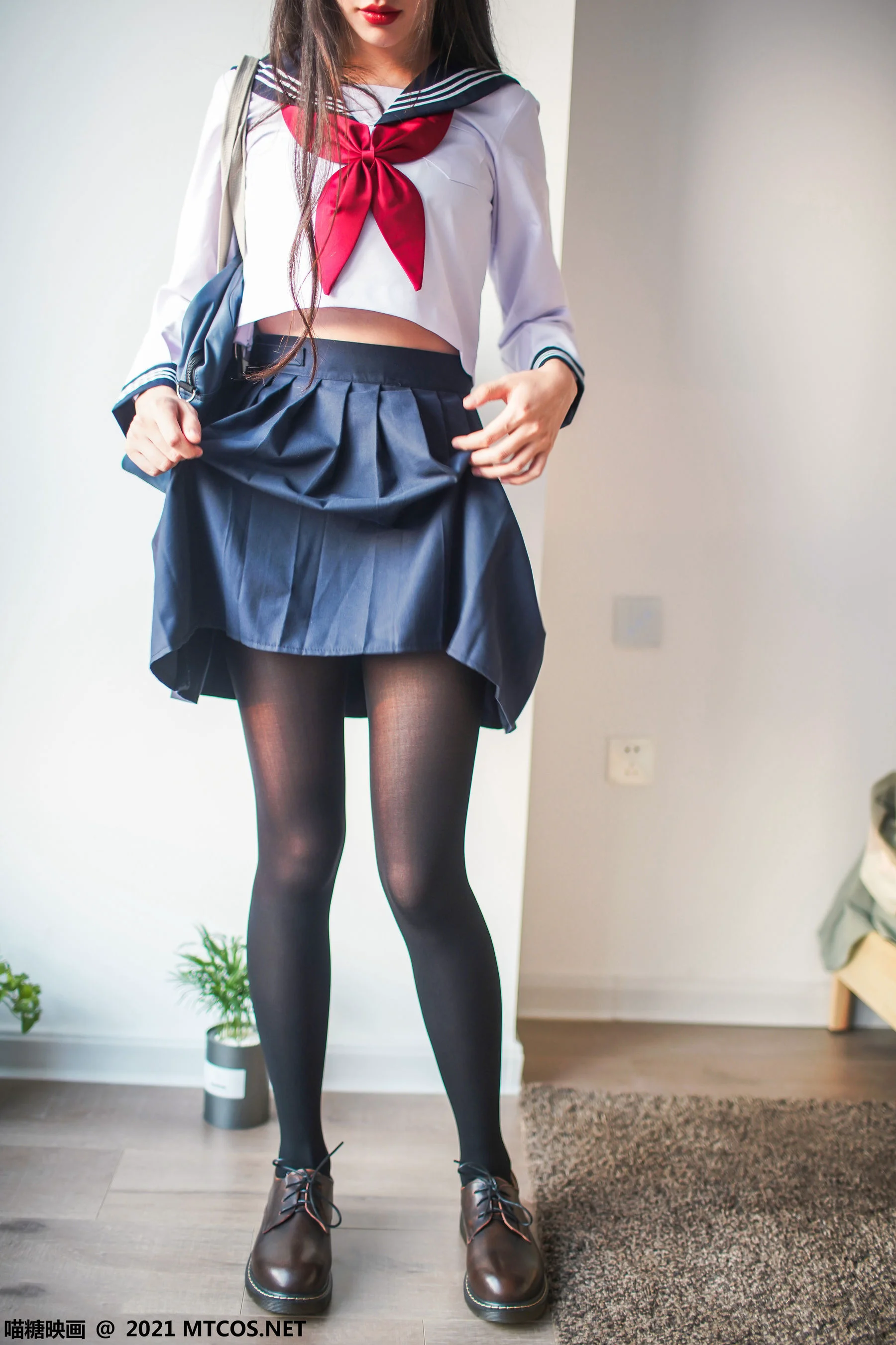 [喵糖映画] VOL.398 邻家少女 写真套图 - 爱照片