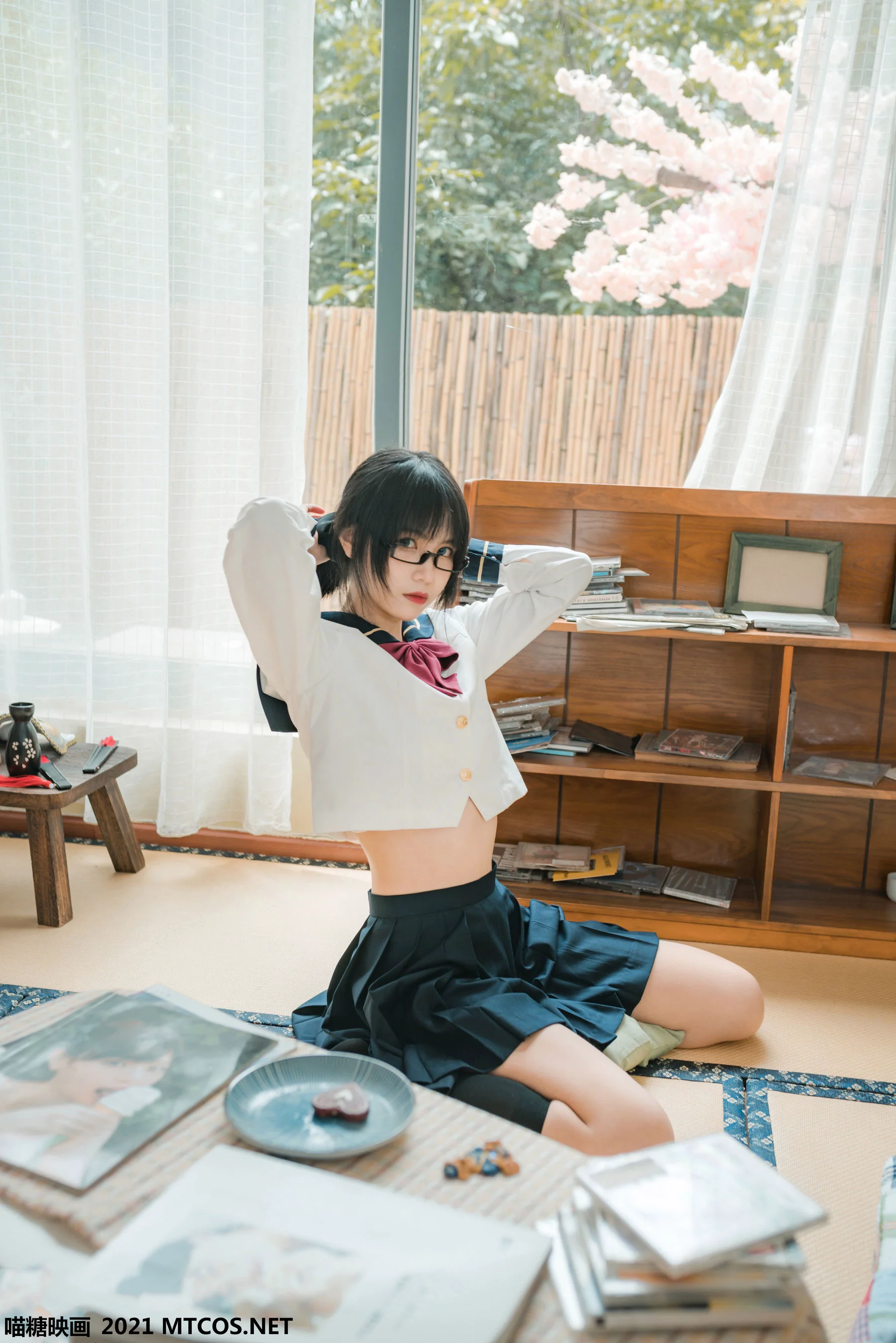 [喵糖映画] VOL.459 慵懒的JK 写真套图 - 爱照片