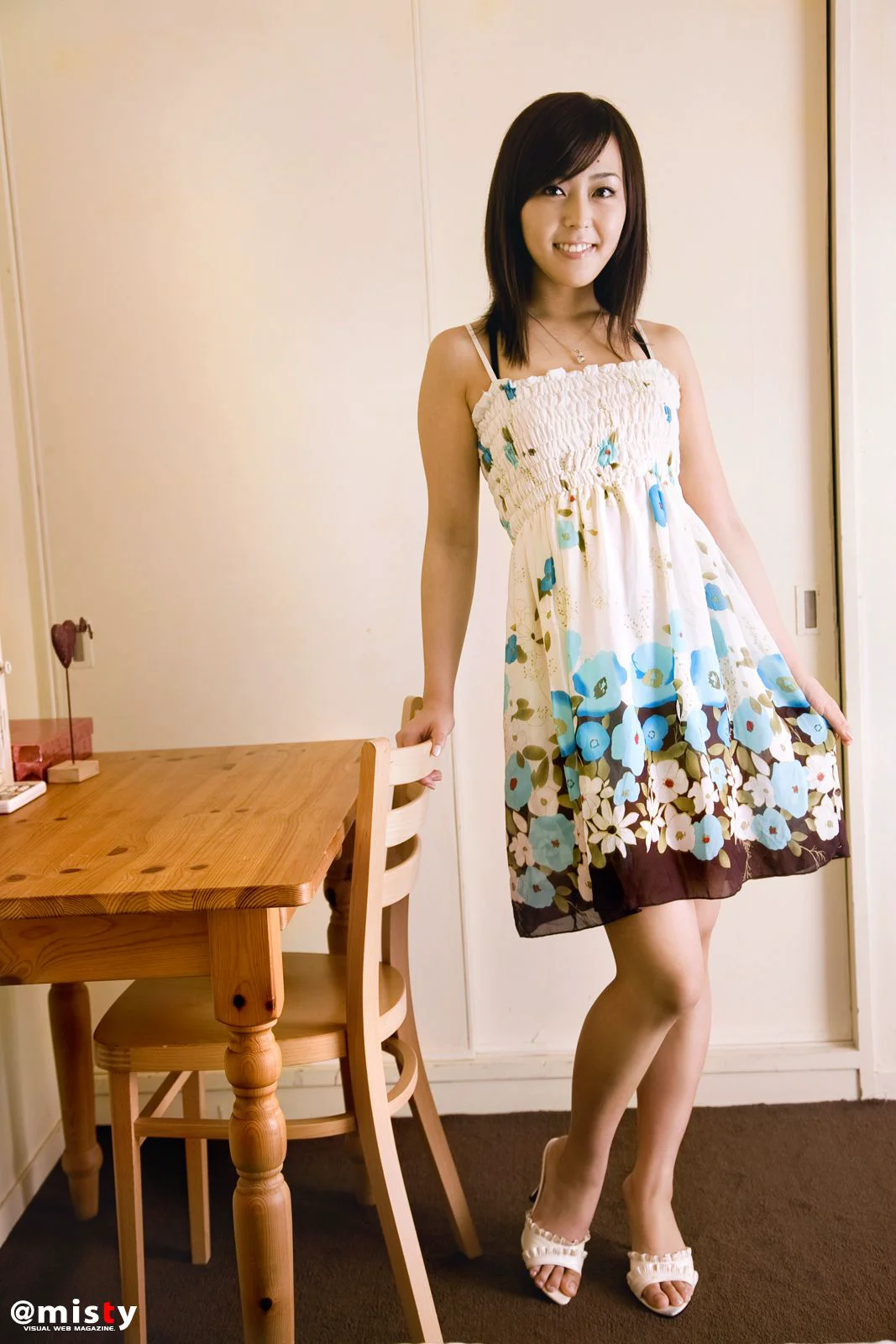 [@misty] No.323 Ito Emi 伊藤えみ 写真集 - 爱照片