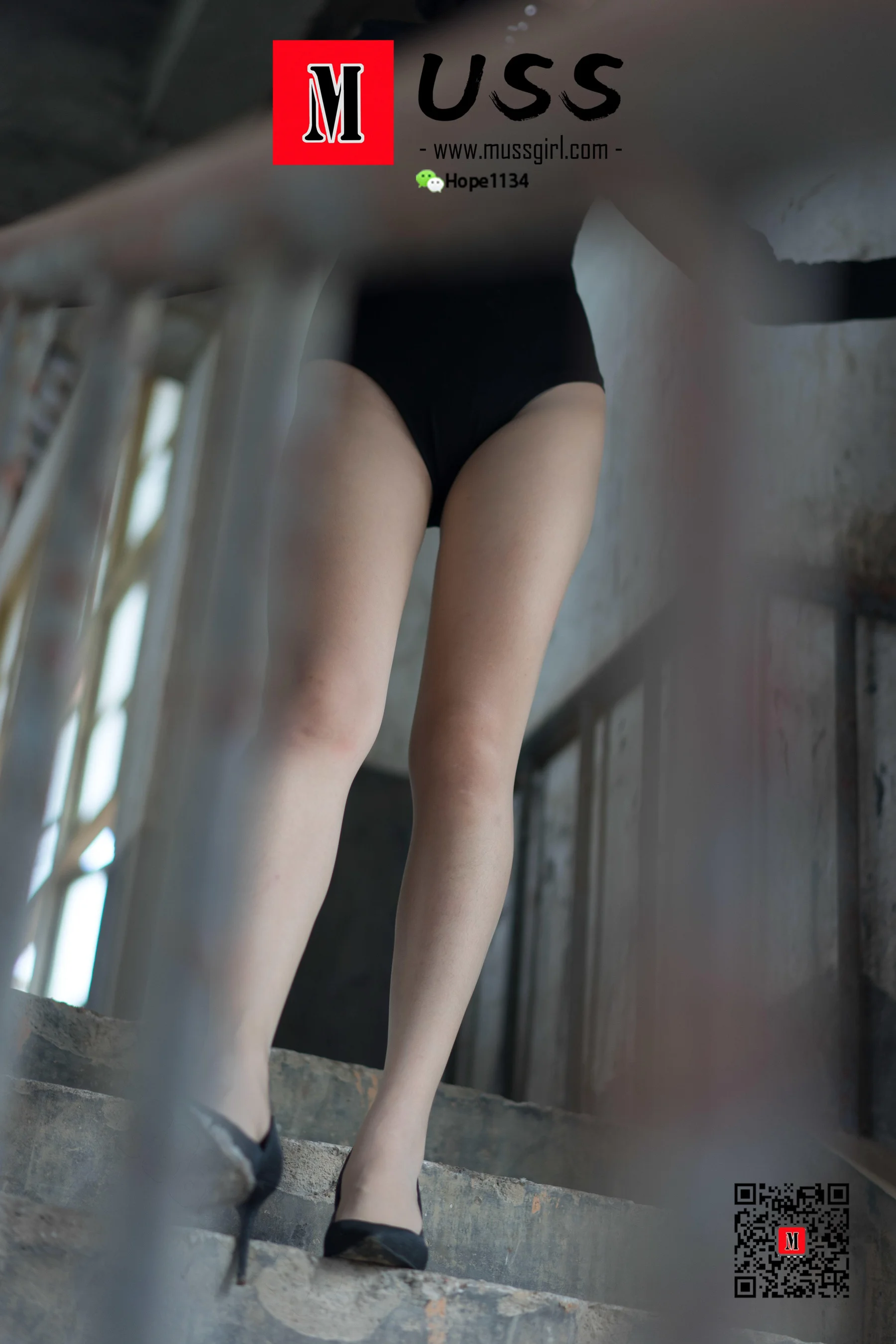 [MussGirl慕丝女郎] No.061 IESS的始祖model 聪雪组合 - 爱照片