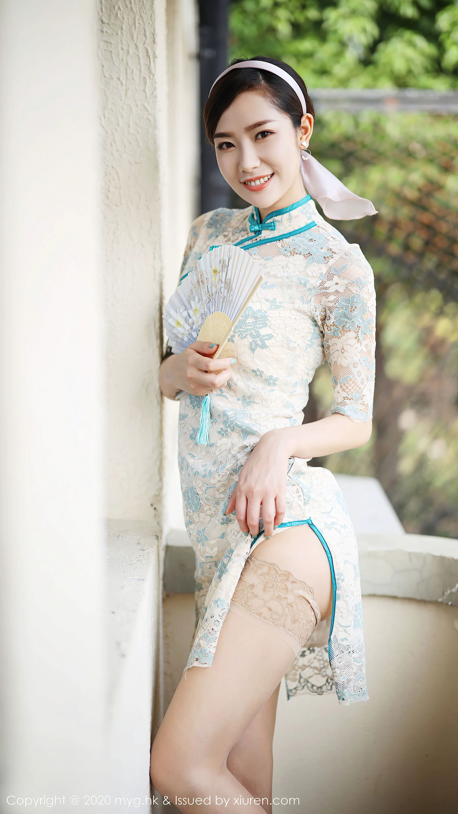 [美媛馆MyGirl] Vol.446 方子萱 – 古典韵味旗袍与现代丝袜 - 爱照片