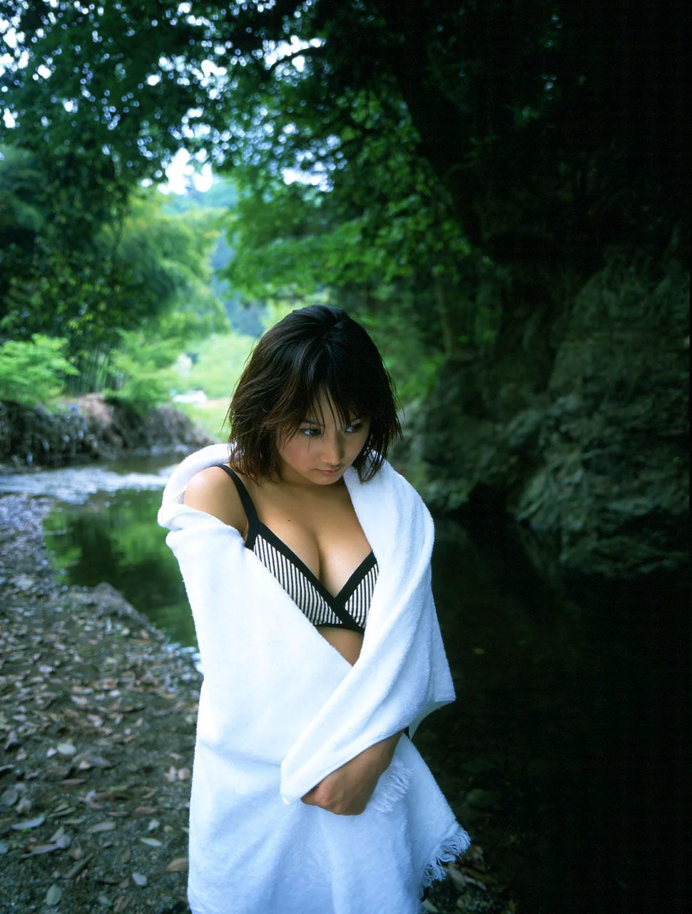 [NS Eyes] SF-No.111 Risa Tani 谷理沙 写真集 - 爱照片