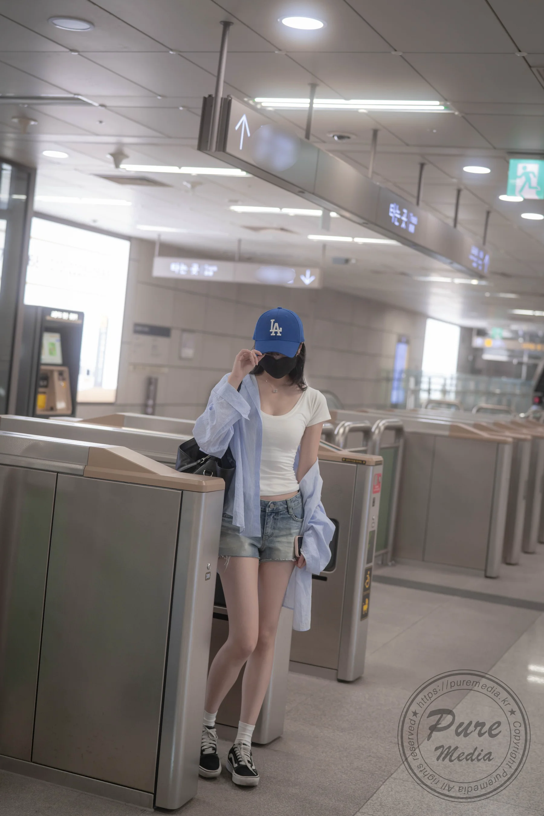 [Pure Media] Vol.294 Hina (히나) – Secret Meeting - 爱照片