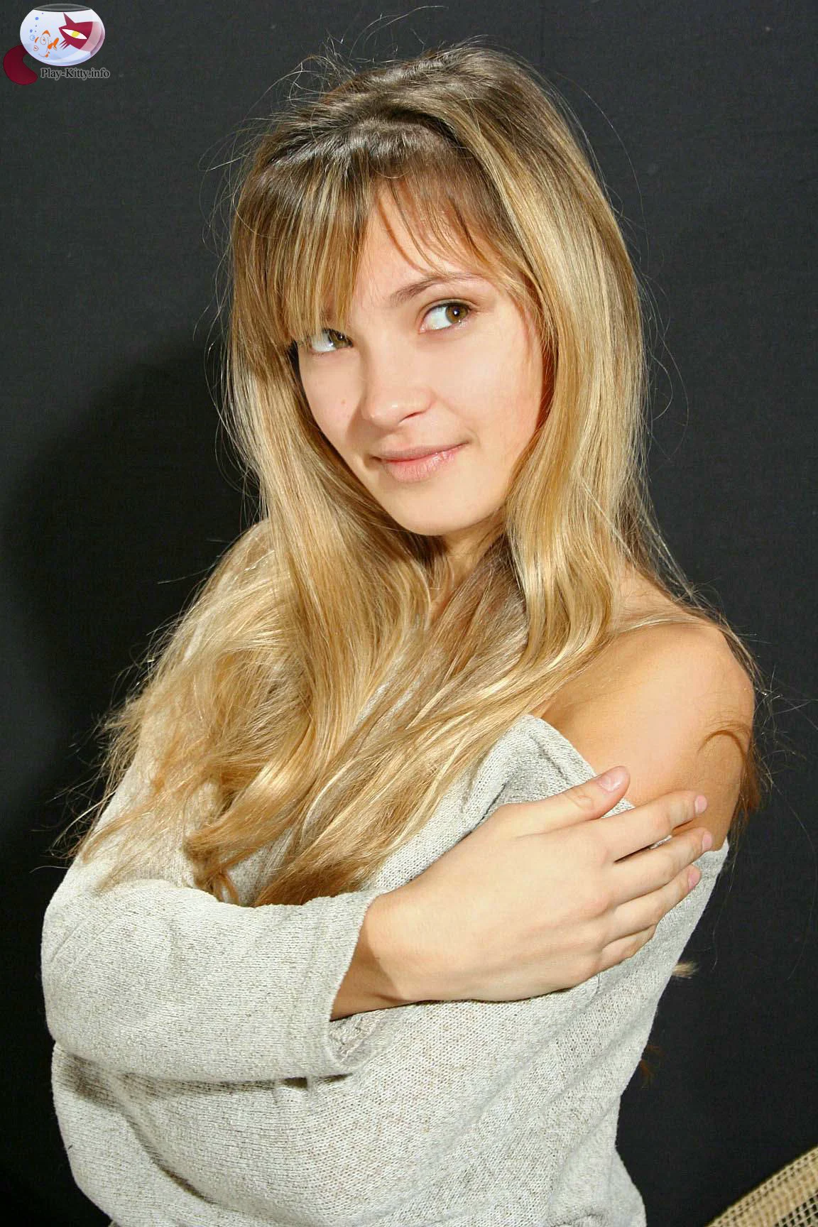 Play Kitty Set 146 In Grey - 爱照片
