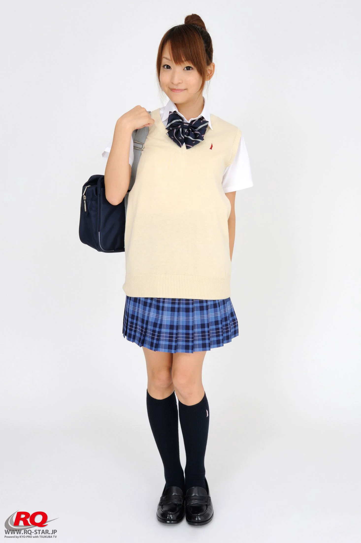 [RQ-STAR] NO.00097 Mio Aoki 青木未央 Student Style 写真集 - 爱照片