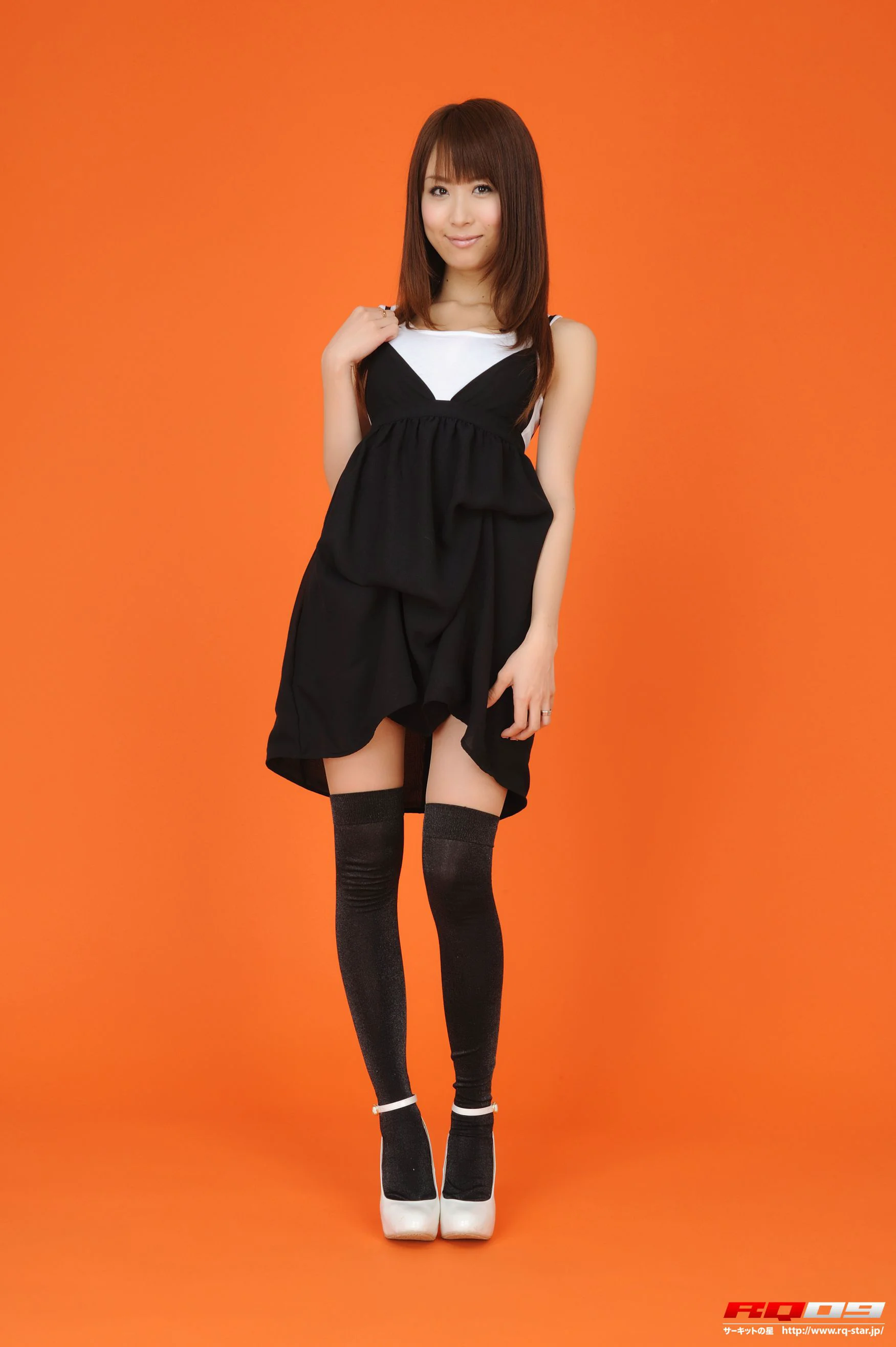 [RQ-STAR] NO.00141 Saori Agatsuma 我妻さおり Private Dress 写真集 - 爱照片