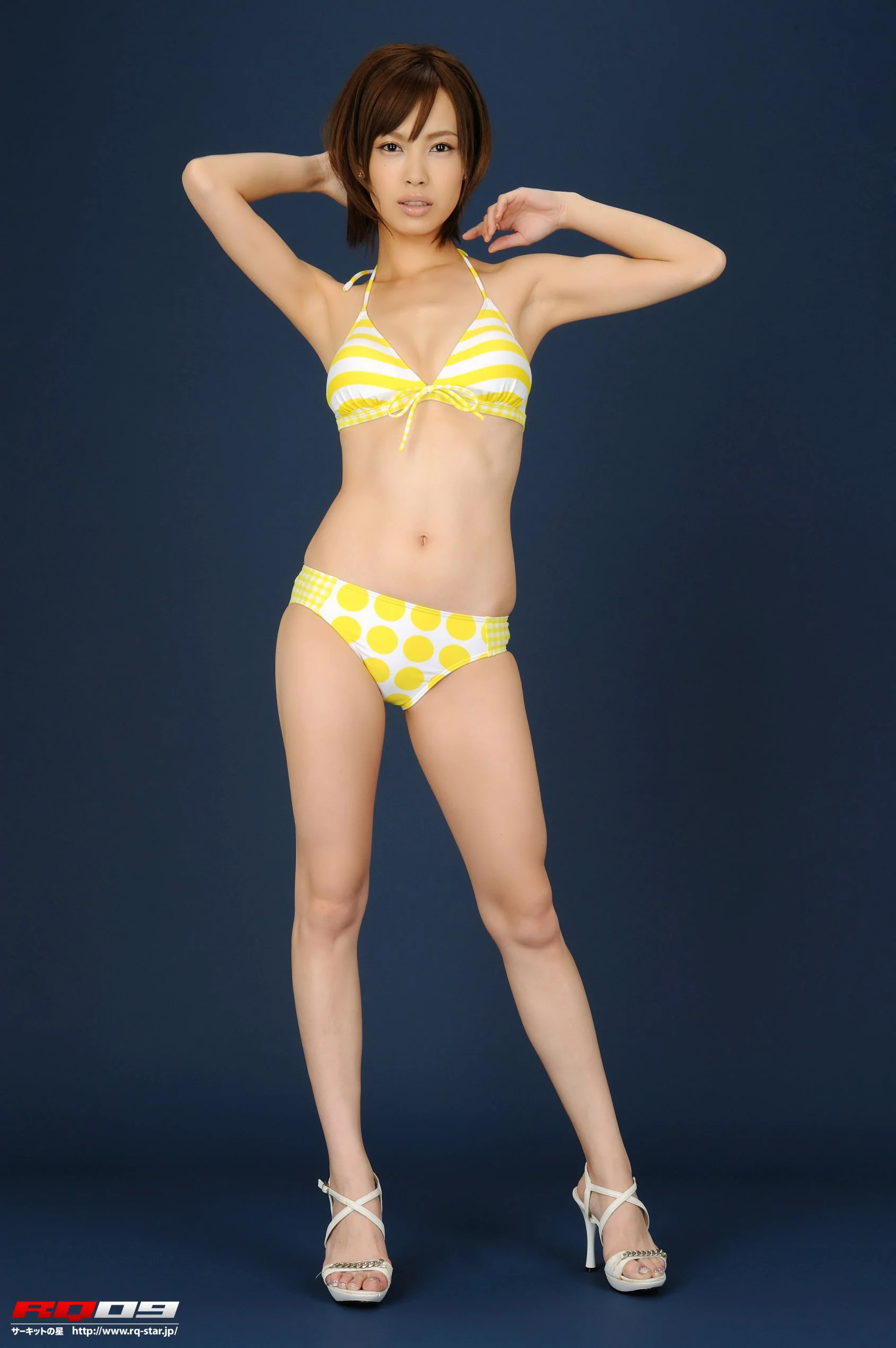 [RQ-STAR] NO.00185 Izumi Morita 森田泉美 Swim Suits 写真集 - 爱照片