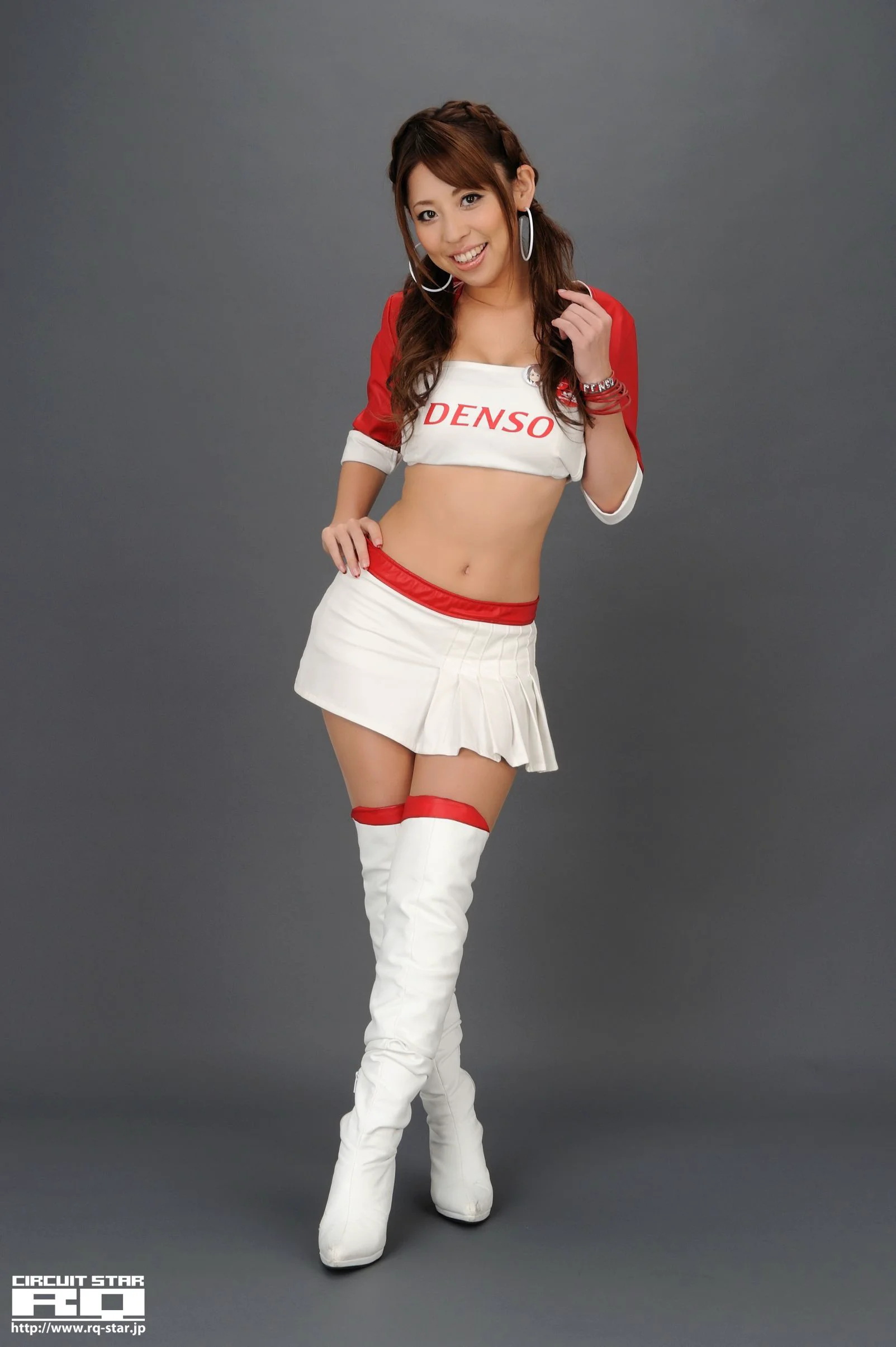 [RQ-STAR] NO.00425 大崎莉央奈 Race Queen 赛车女王写真集 - 爱照片