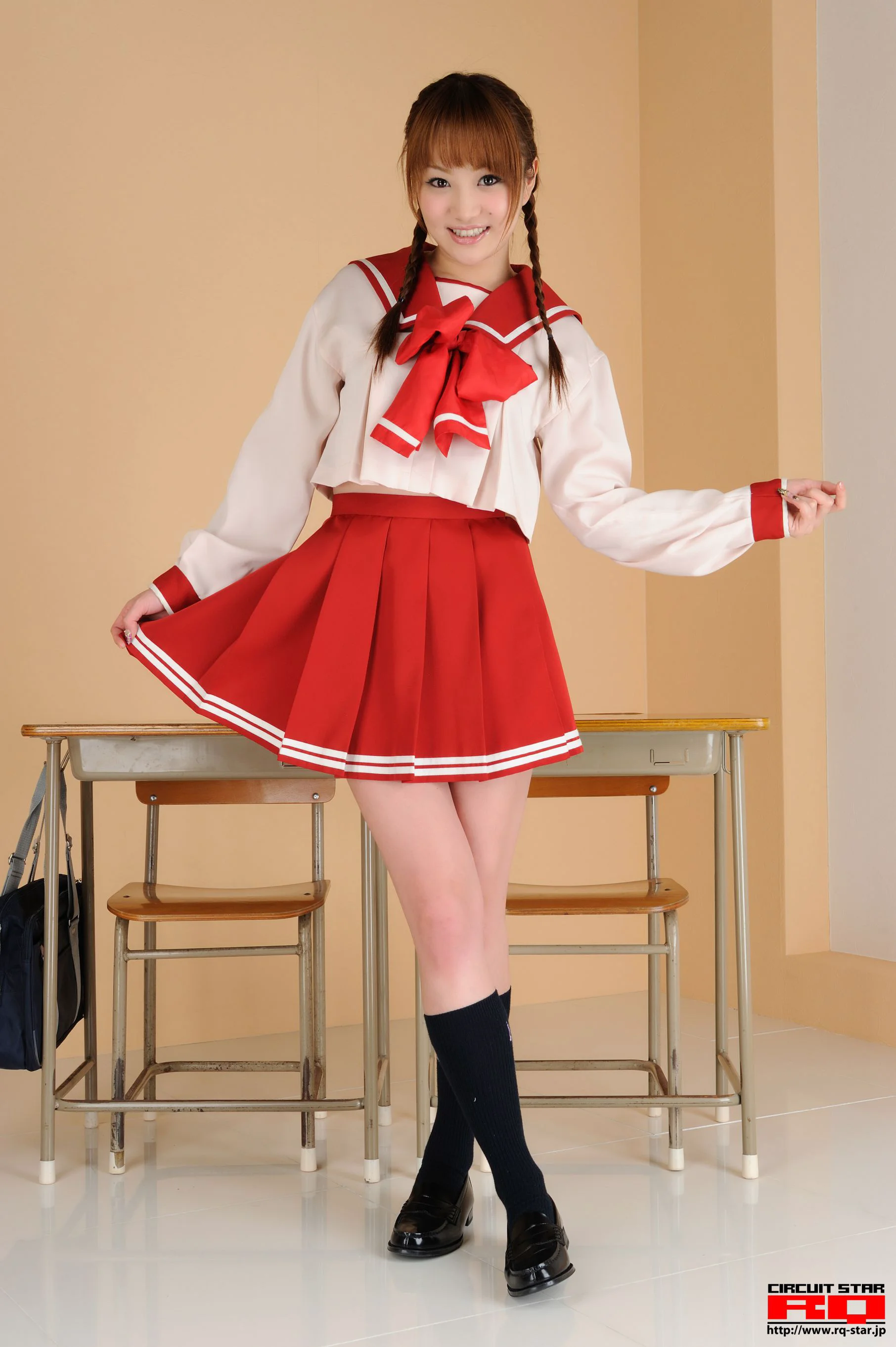 [RQ-STAR] NO.00452 葵由里佳 Sailor Style 水手服系列 写真集 - 爱照片