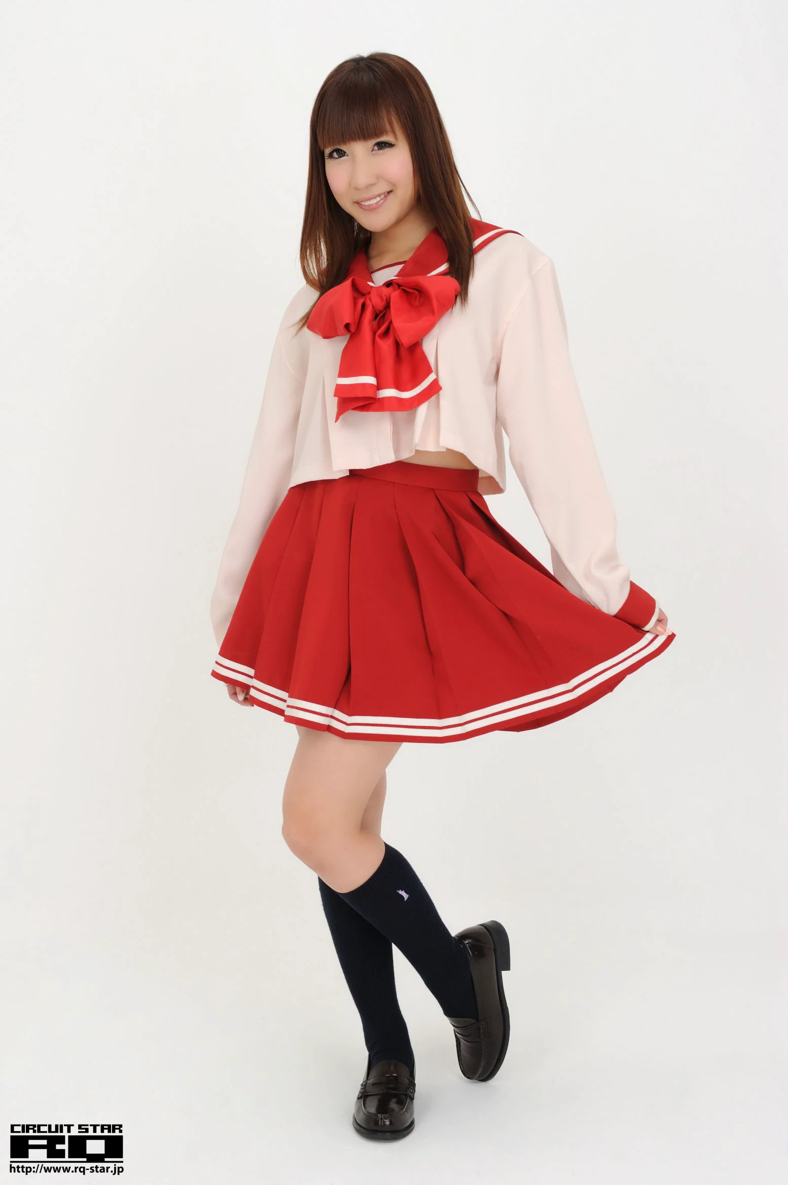 [RQ-STAR] NO.00578 Chihiro Akiha 秋葉ちひろ High School Girl 写真集 - 爱照片