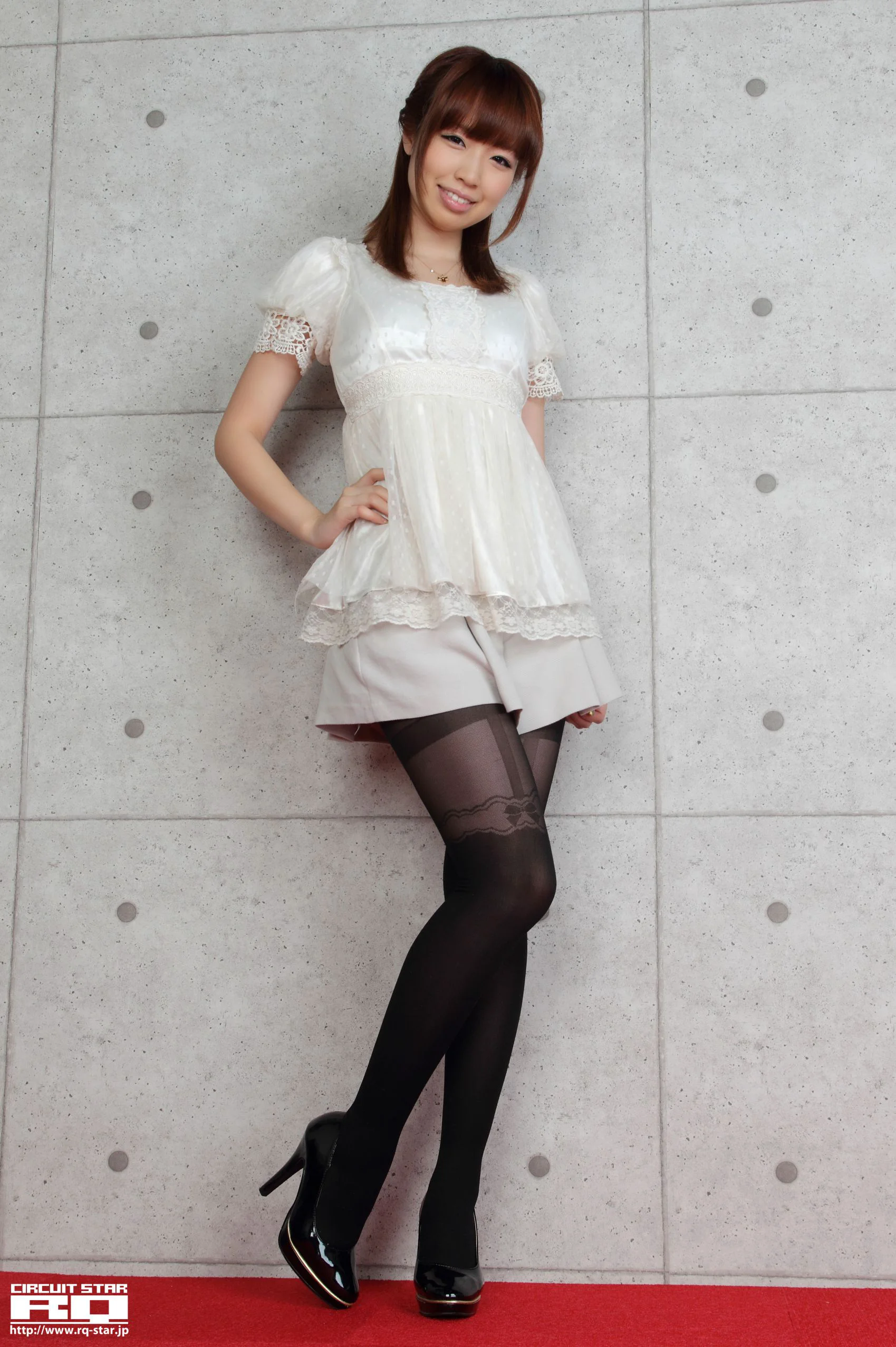 [RQ-STAR] NO.00599 Minori Yamaoka 山岡実乃里 Private Dress 写真集 - 爱照片