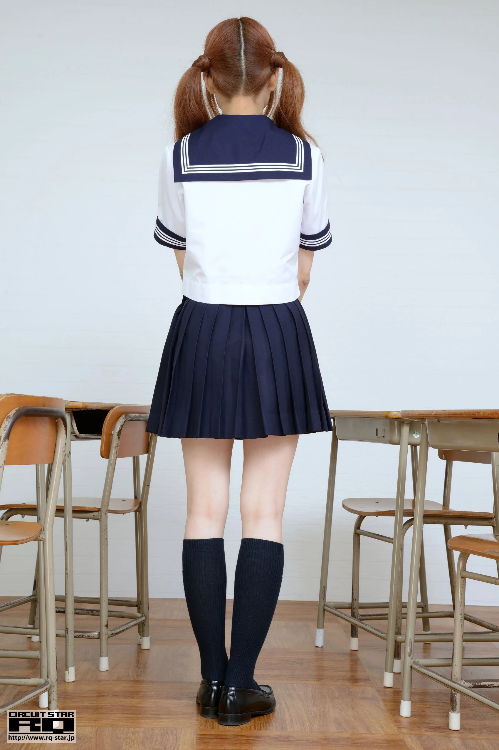 [RQ-STAR] NO.00831 朔矢あいね Sailor Girl 水手服 写真集 - 爱照片