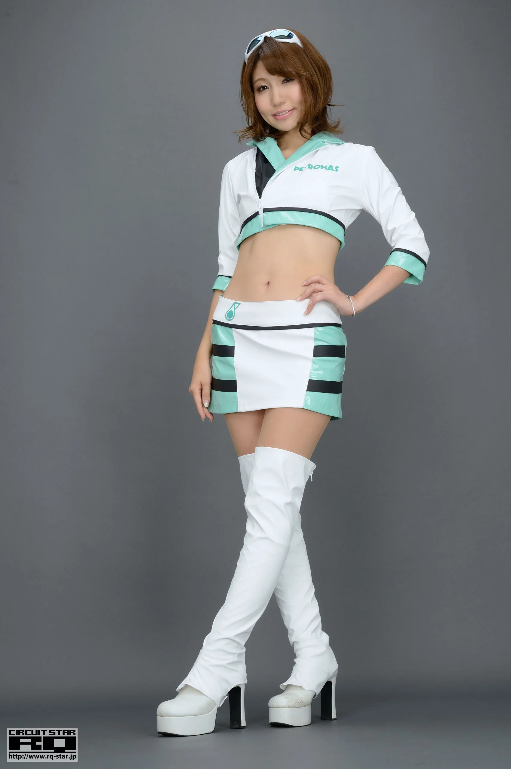 [RQ-STAR] NO.00846  織井美有 Miyuu Orii Race Queen 写真集 - 爱照片