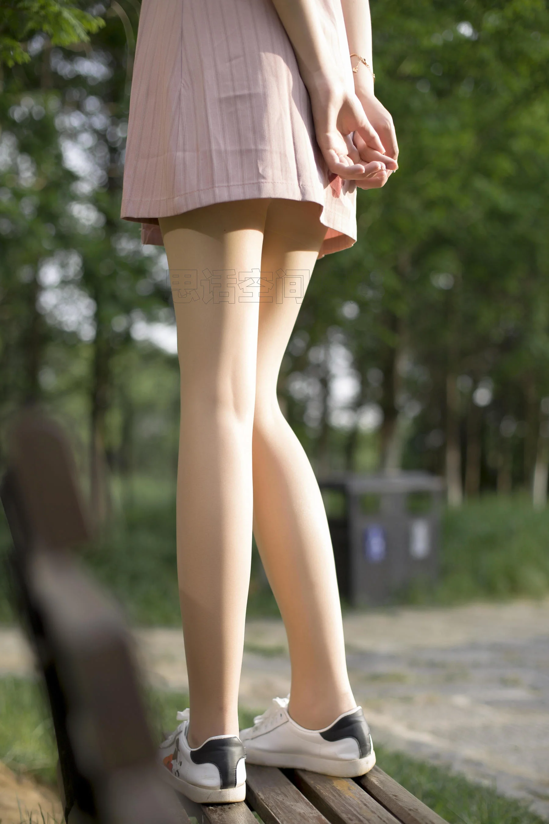 [思话SiHua] SH124 子琦 – 山林间的嫩龄少女 - 爱照片