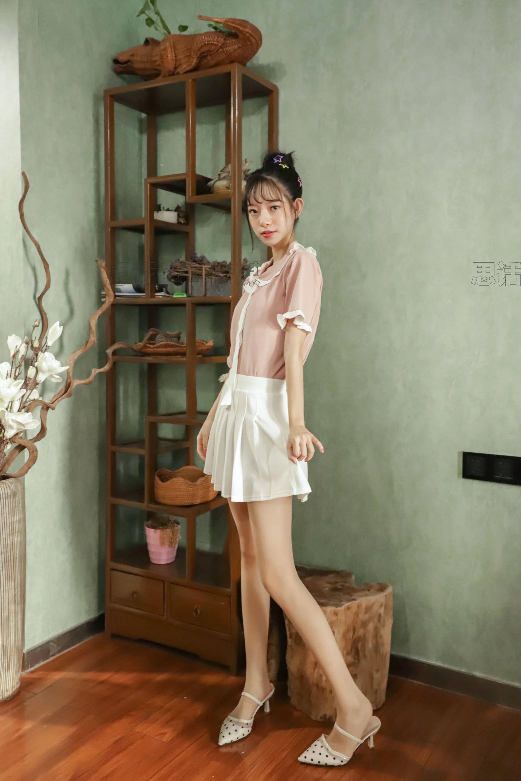 [思话SiHua] SJ045 珊珊 – 丝绸 - 爱照片