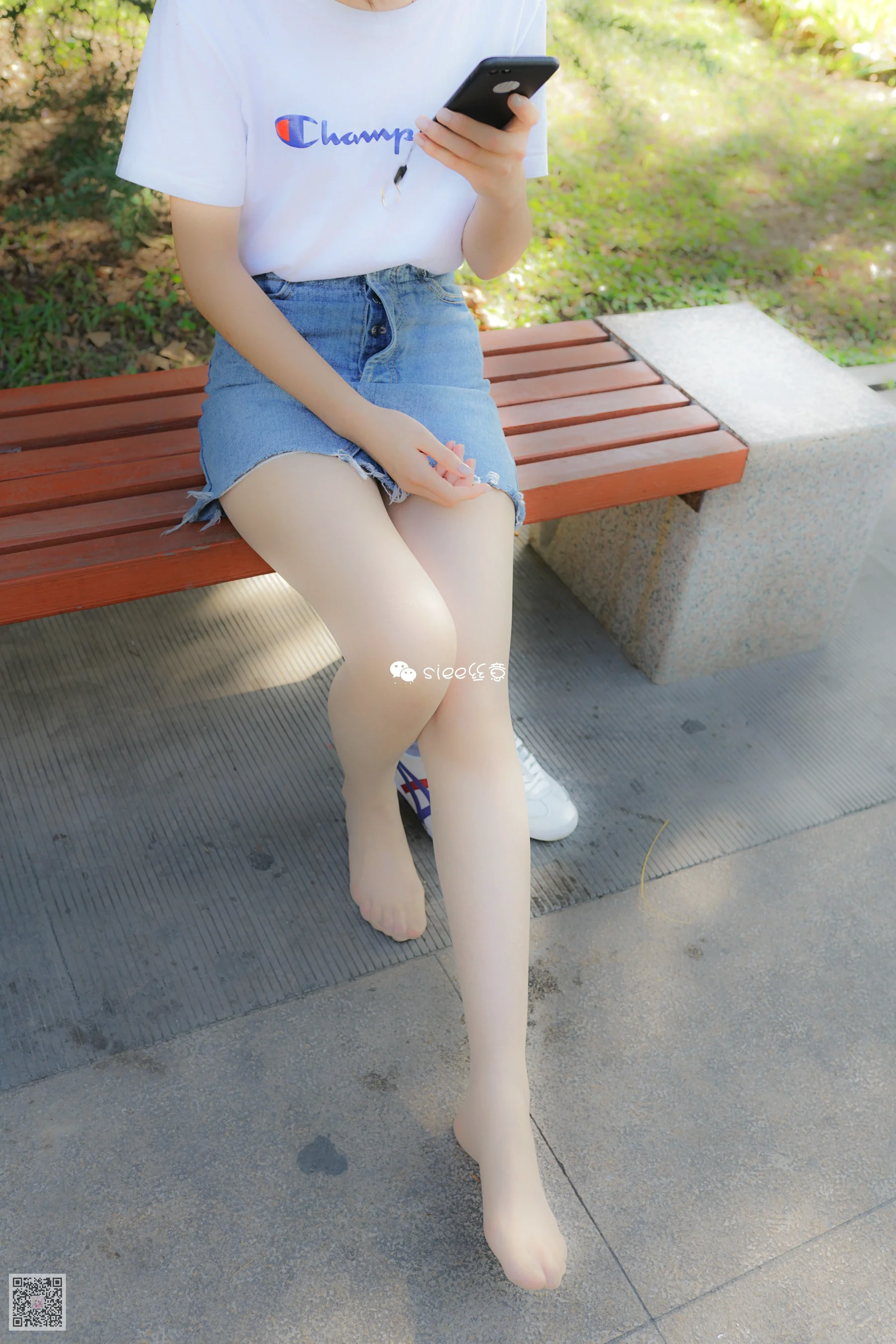 [SIEE丝意] No.181 姗姗 – 牛仔裙配肉丝袜 - 爱照片