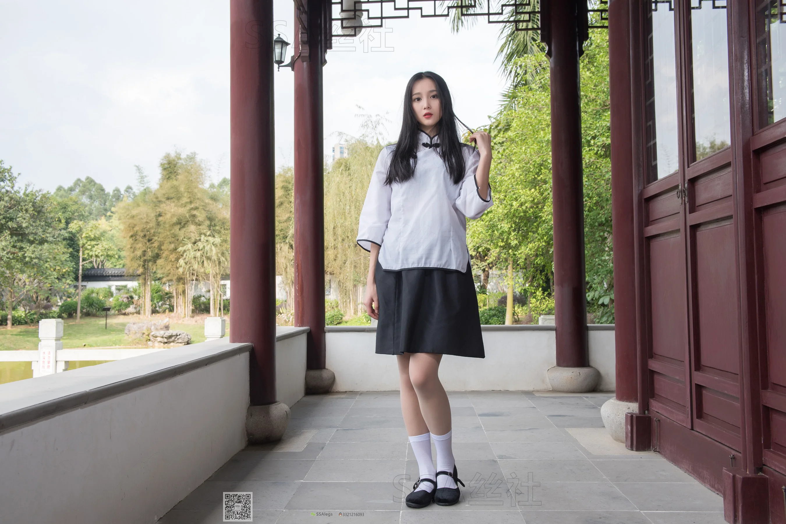 [SSA丝社] No.068 君君 – 民国学妹肉丝白袜 - 爱照片