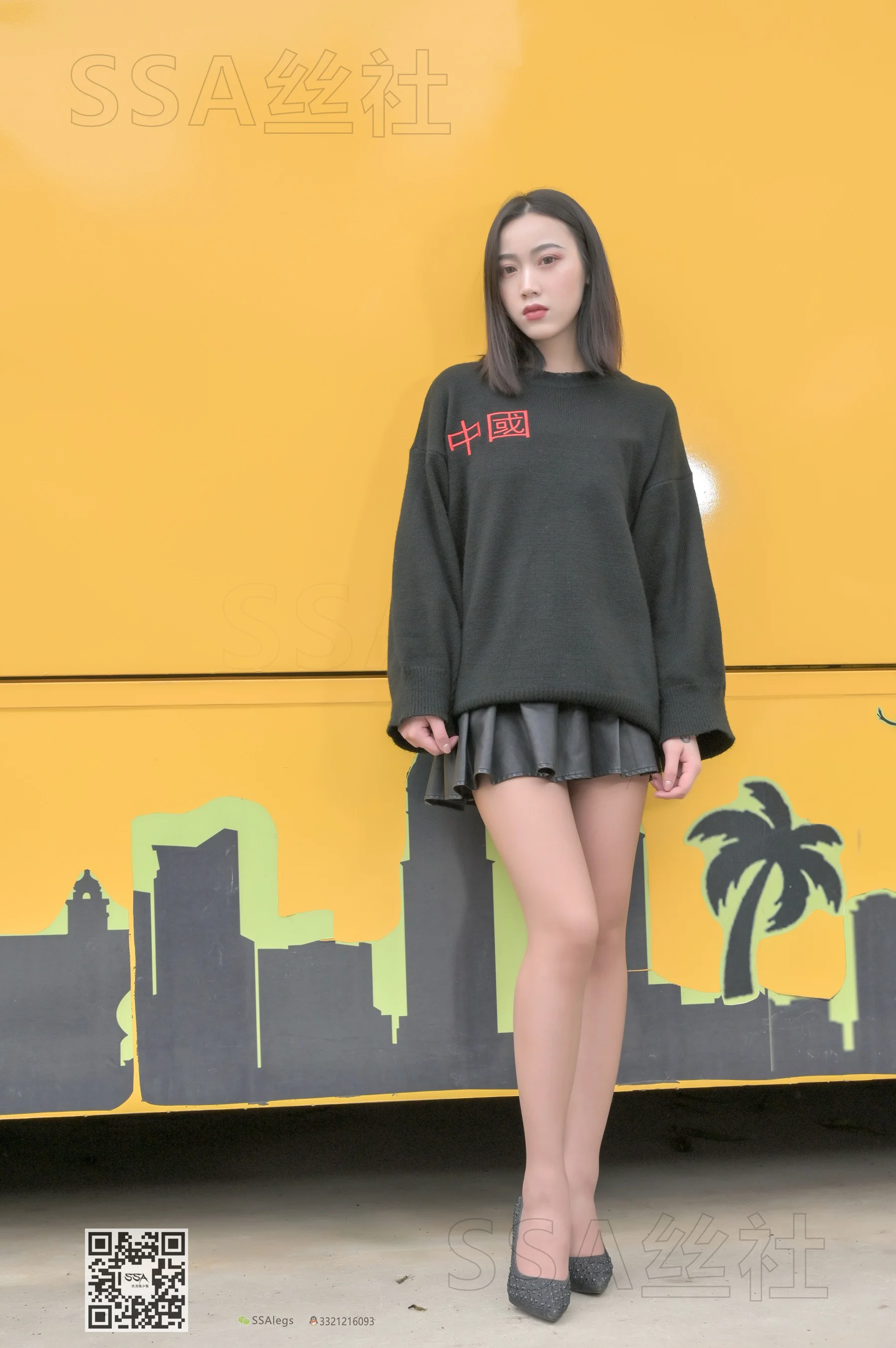 [SSA丝社] No.095 大大 – 腿模大大街拍 - 爱照片
