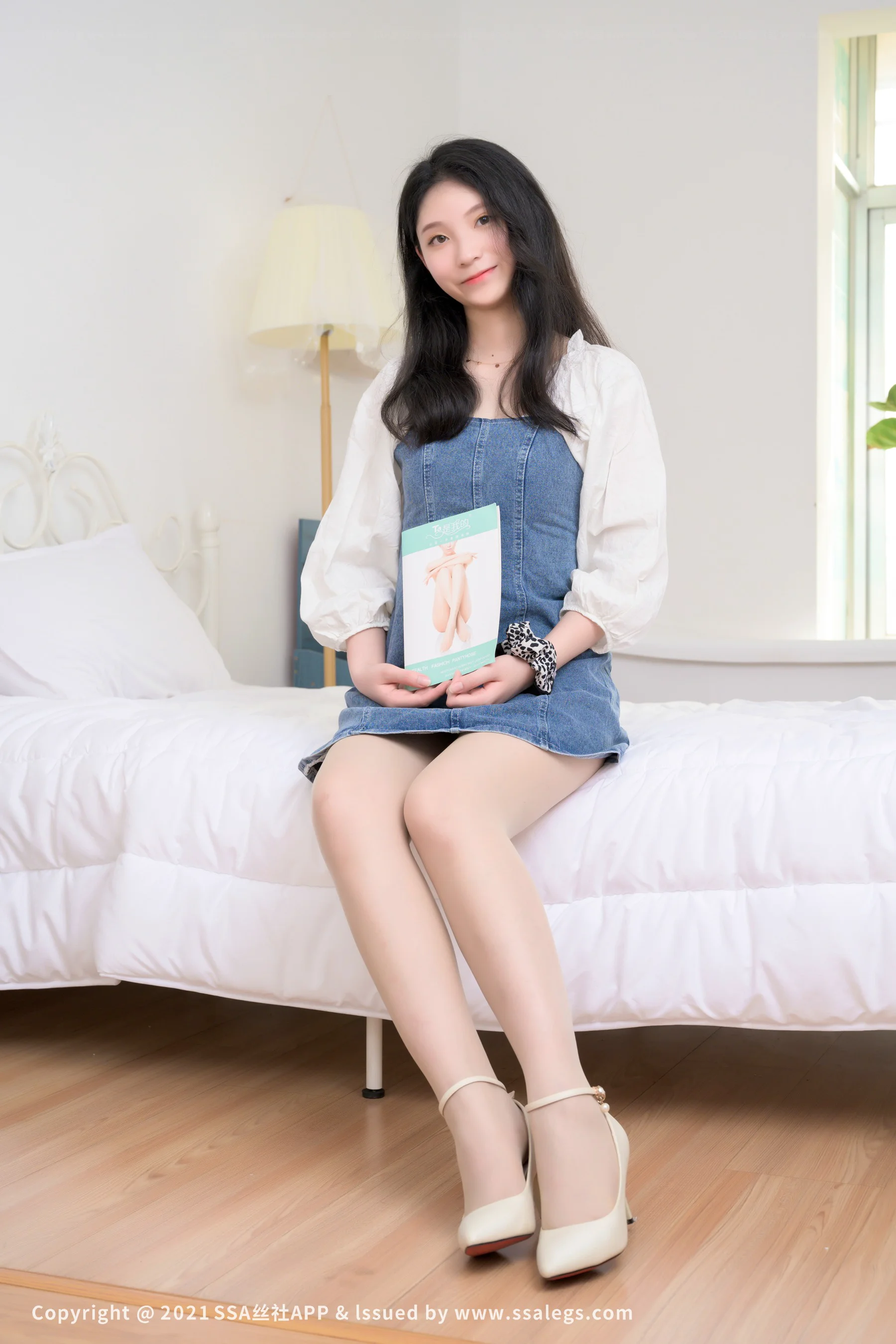 [SSA丝社] No.720 薇薇 – 浪莎丝袜美脚（上） - 爱照片