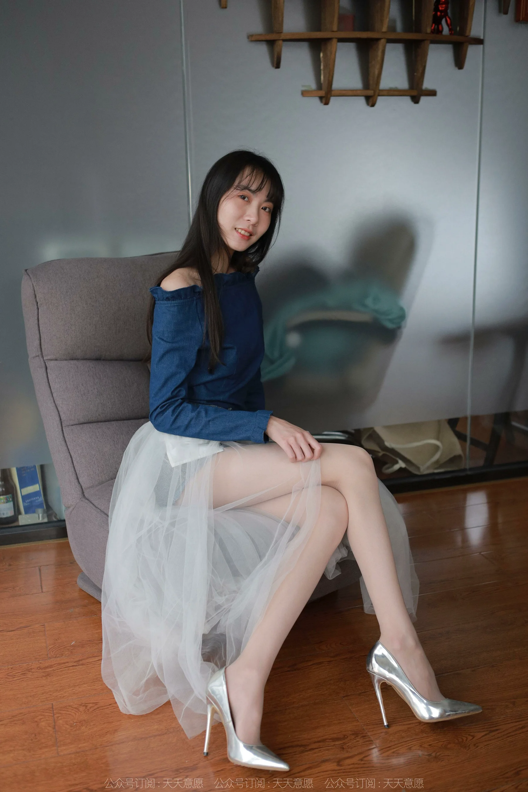 [IESS异思趣向] 丝享家 1045：团团 《长腿白纱》 - 爱照片