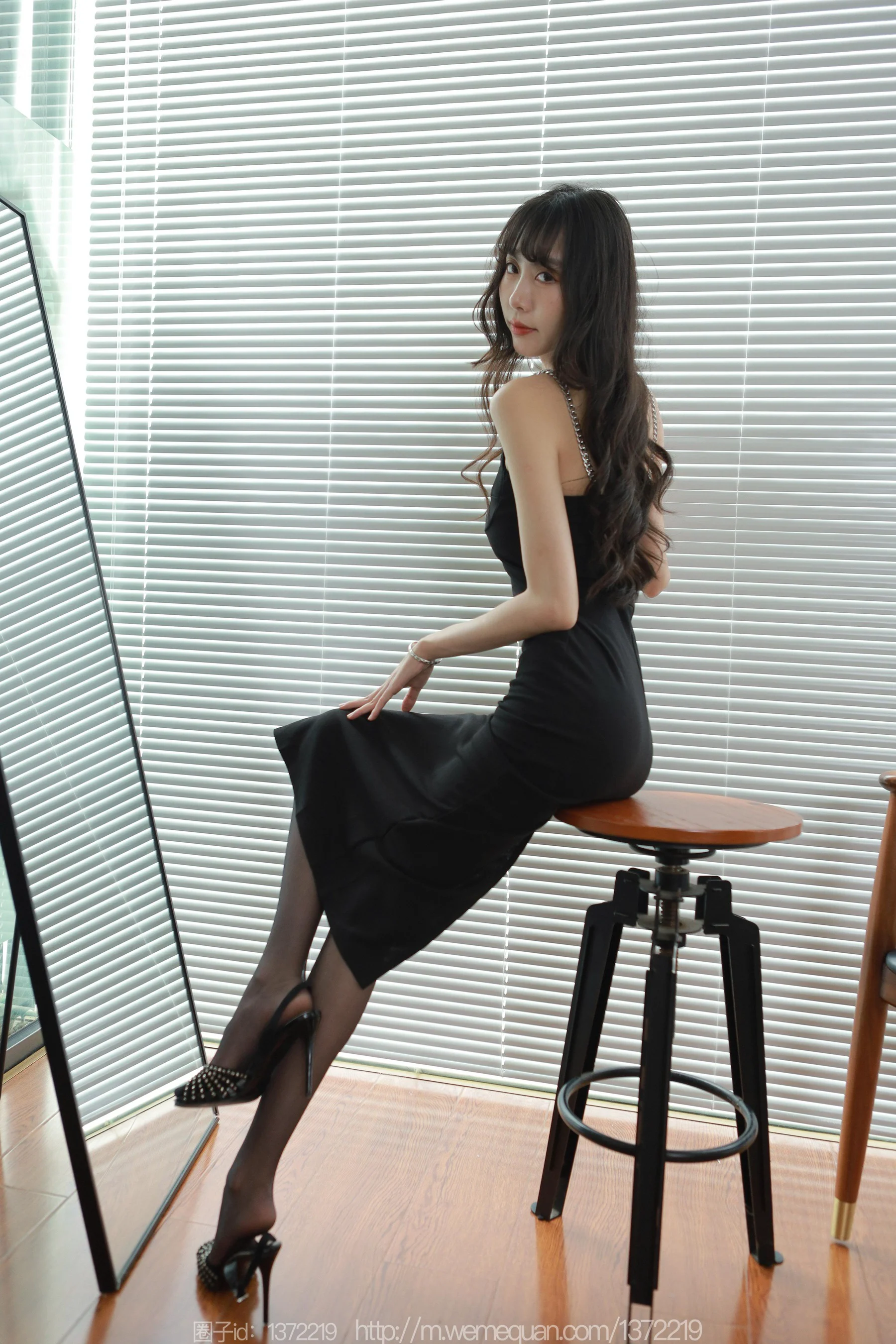 [IESS异思趣向] 丝享家 1444 团团《雷丝少女》 - 爱照片