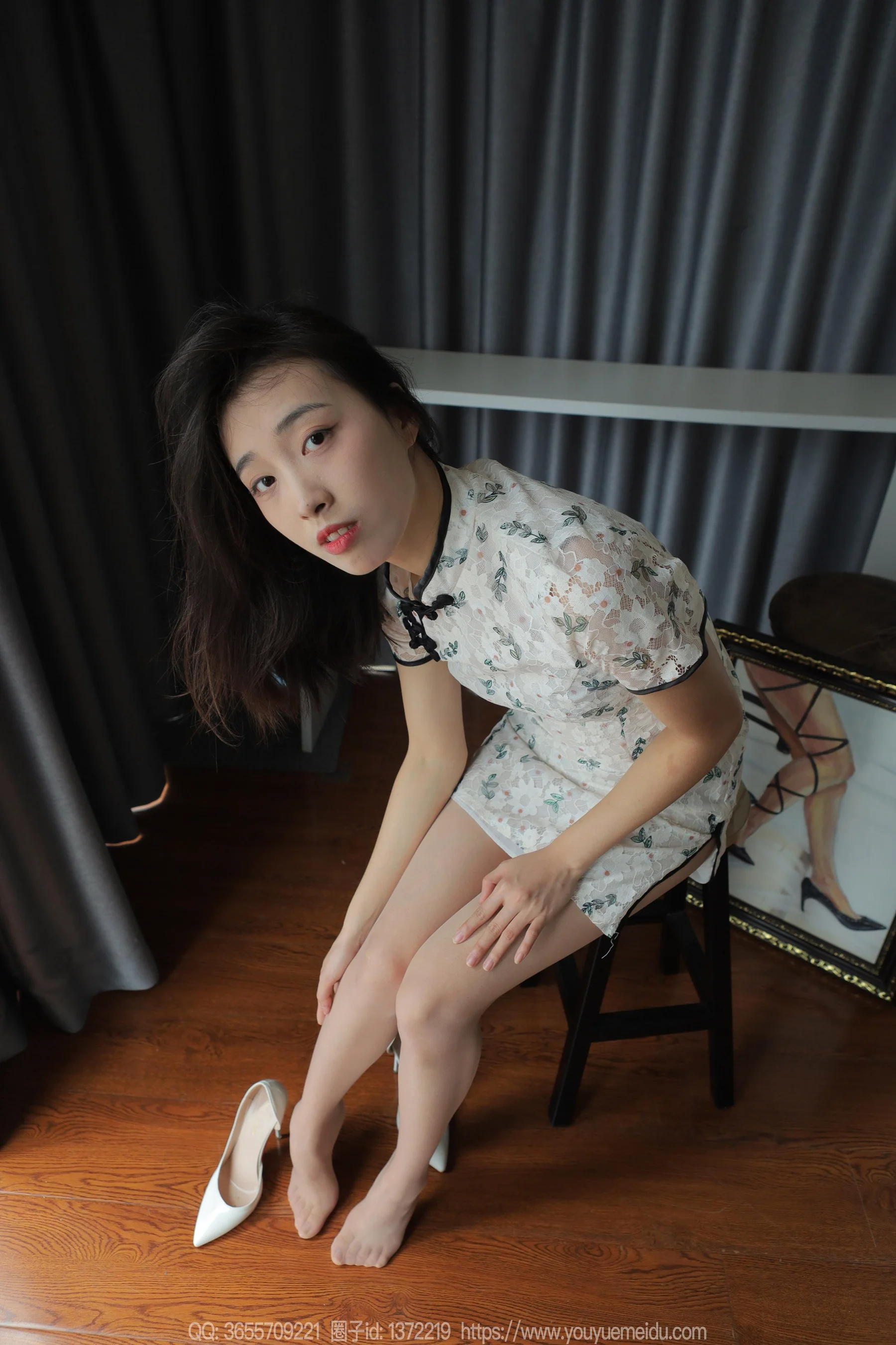 [IESS异思趣向] 丝享家 1680 小九《粉嫩旗袍（下）》 - 爱照片