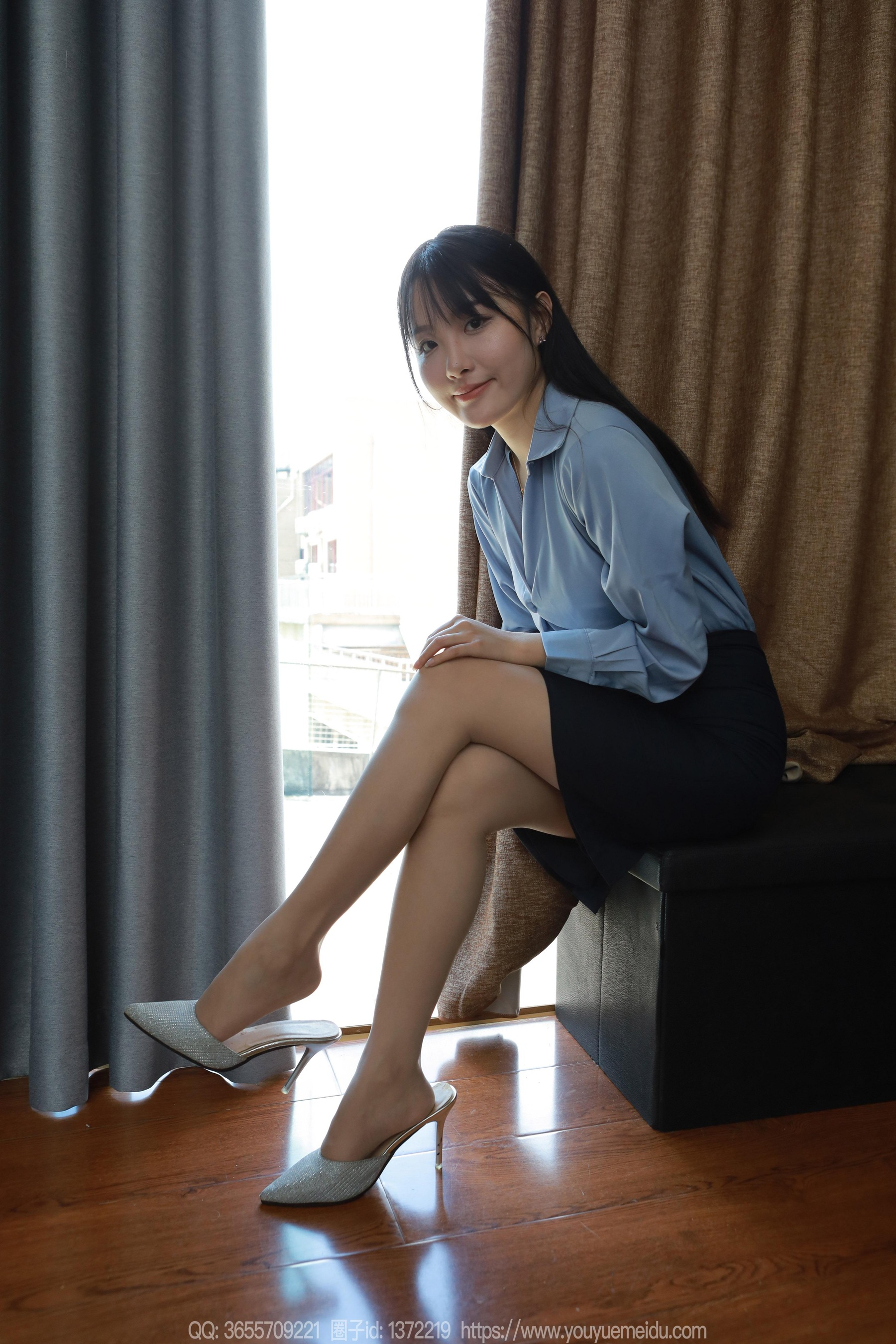 [IESS异思趣向] 丝享家 1837 婉萍《蓝色衬衣》 - 爱照片