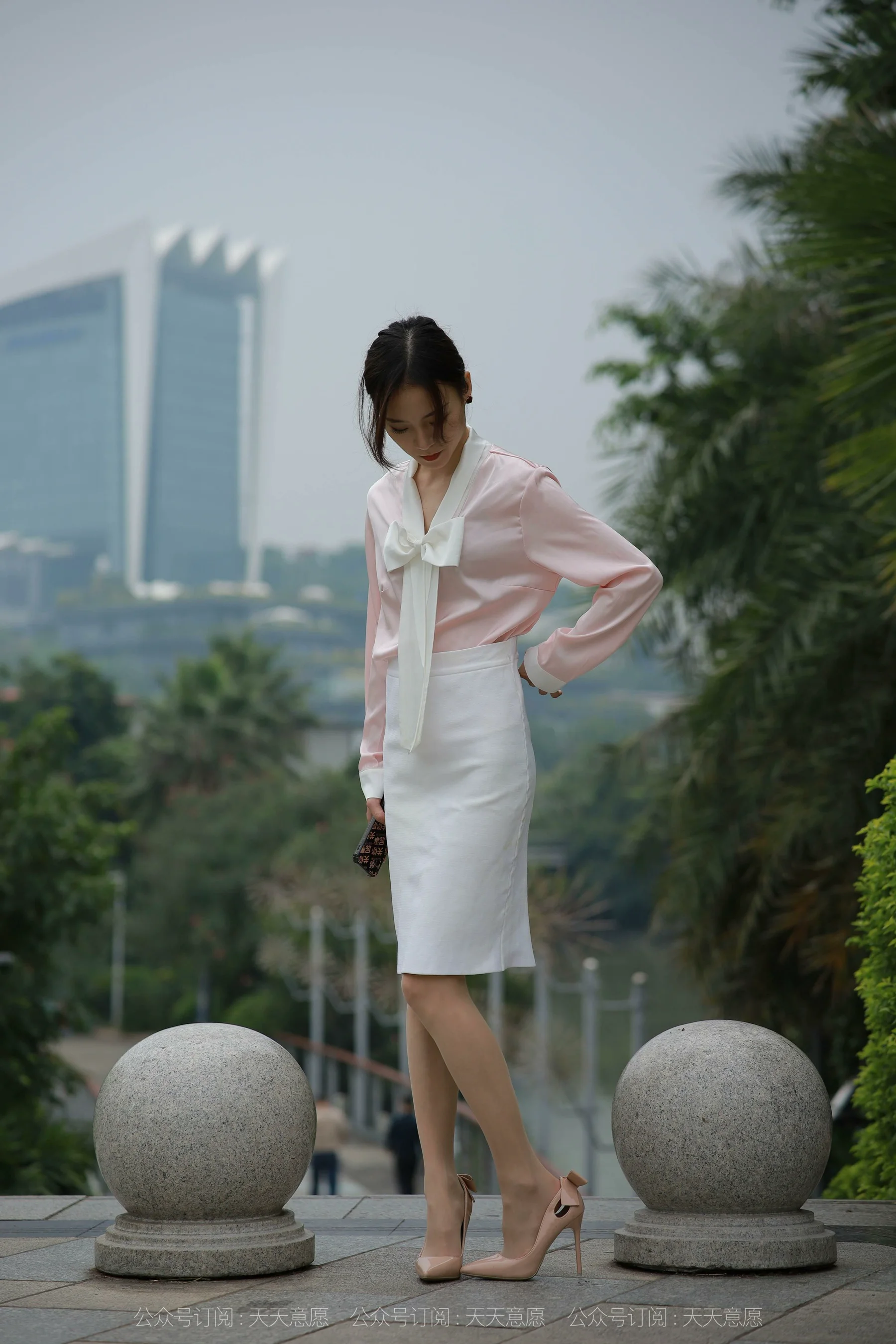 [IESS异思趣向] 丝享家 971：小六 《城市丽人》 - 爱照片