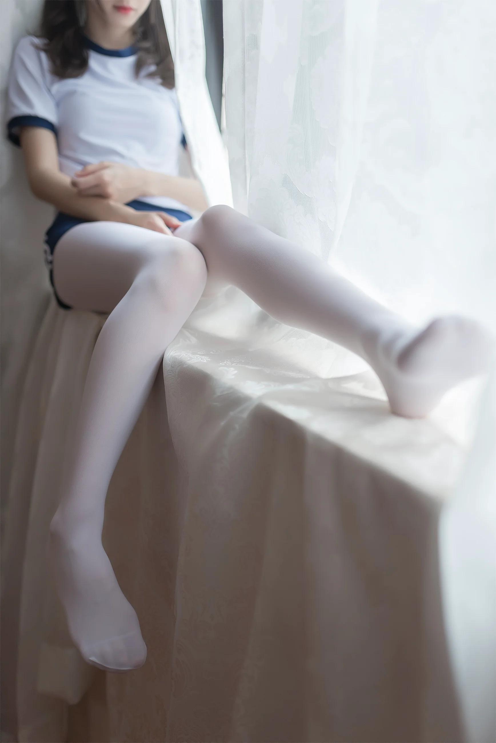 [兔玩印画精品] No.029 细腻的大长腿 - 爱照片