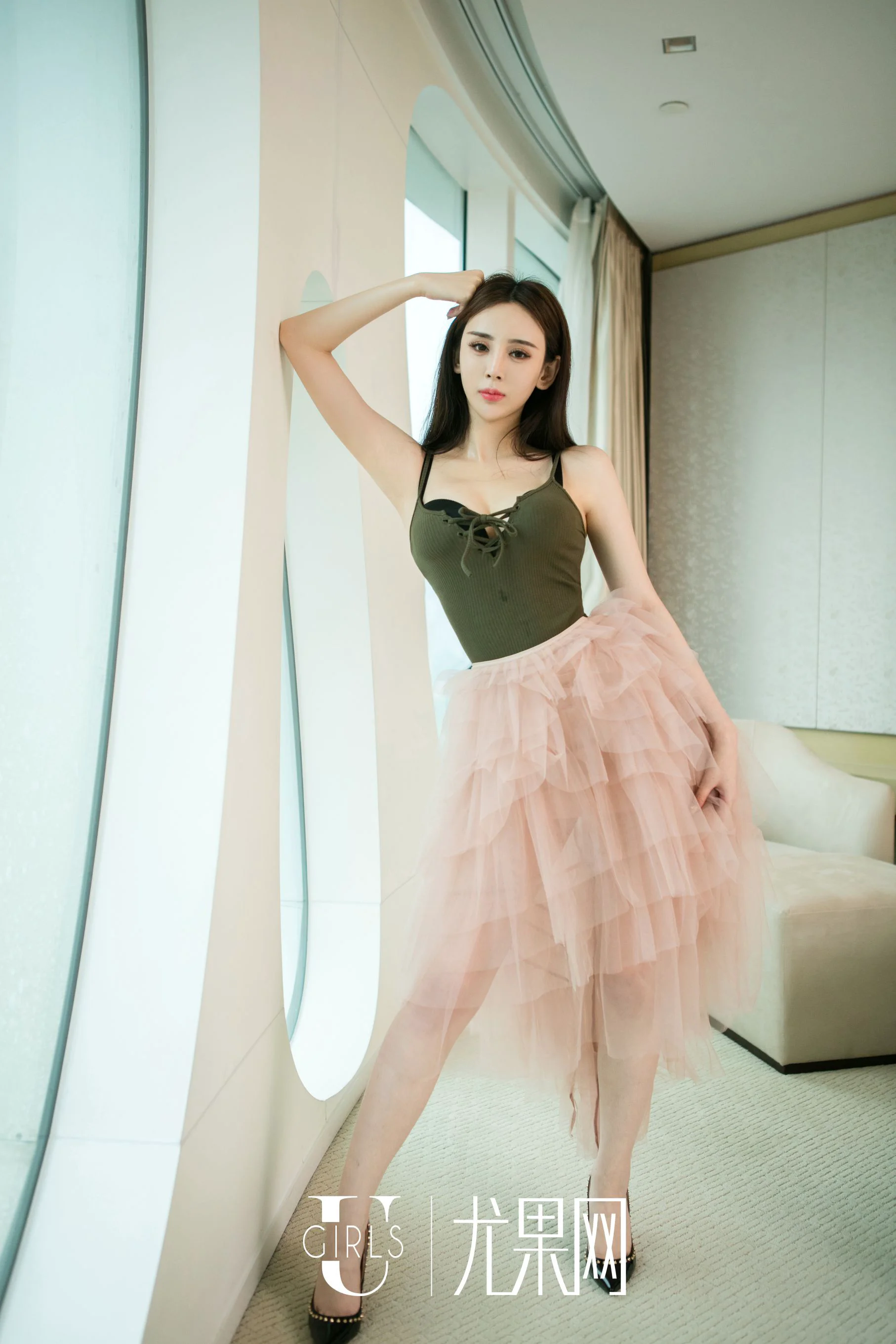 [尤果网Ugirls] U183 于思琪《性感与忧郁》写真集 - 爱照片
