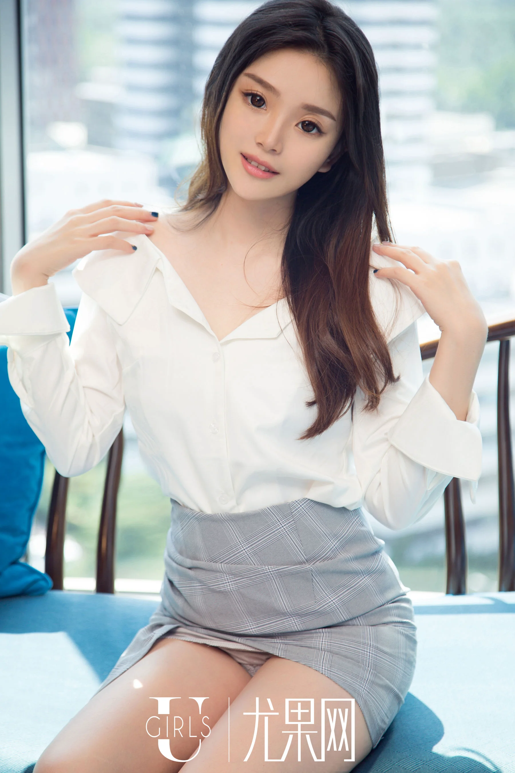 模特Mina《浪漫主题的现代诗歌》 [尤果Ugirls] U375 写真集 - 爱照片